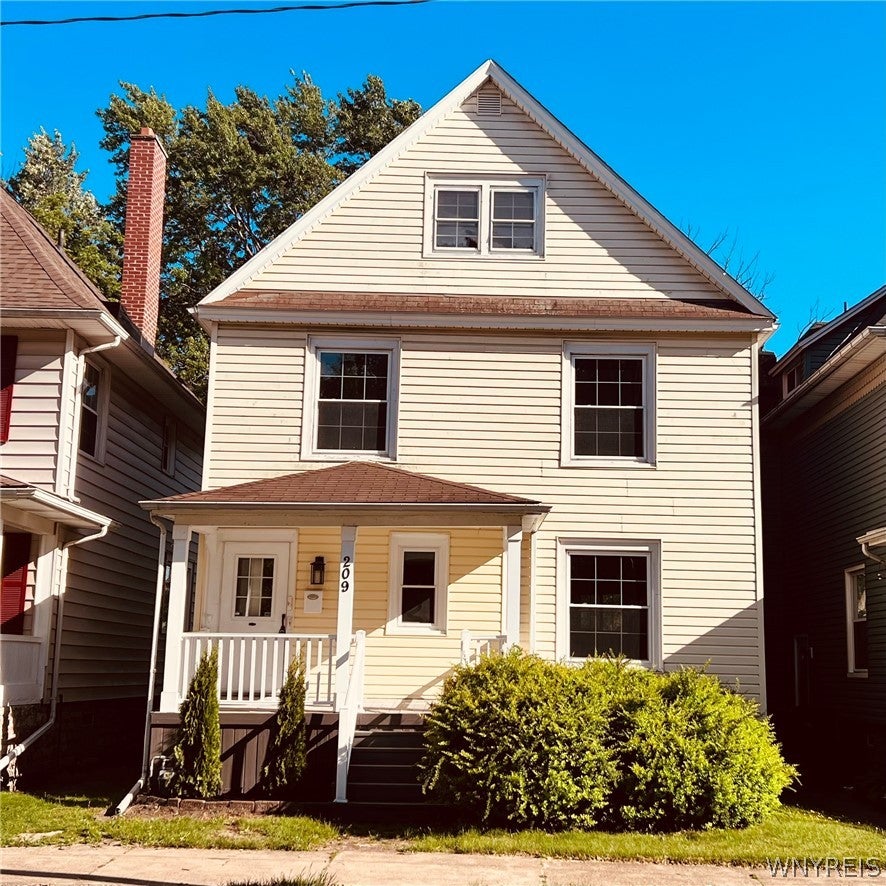 209 Goundry Street — photo