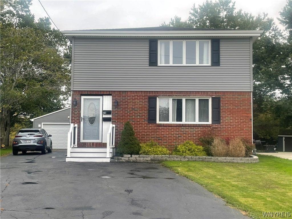75 Majestic Terrace — photo