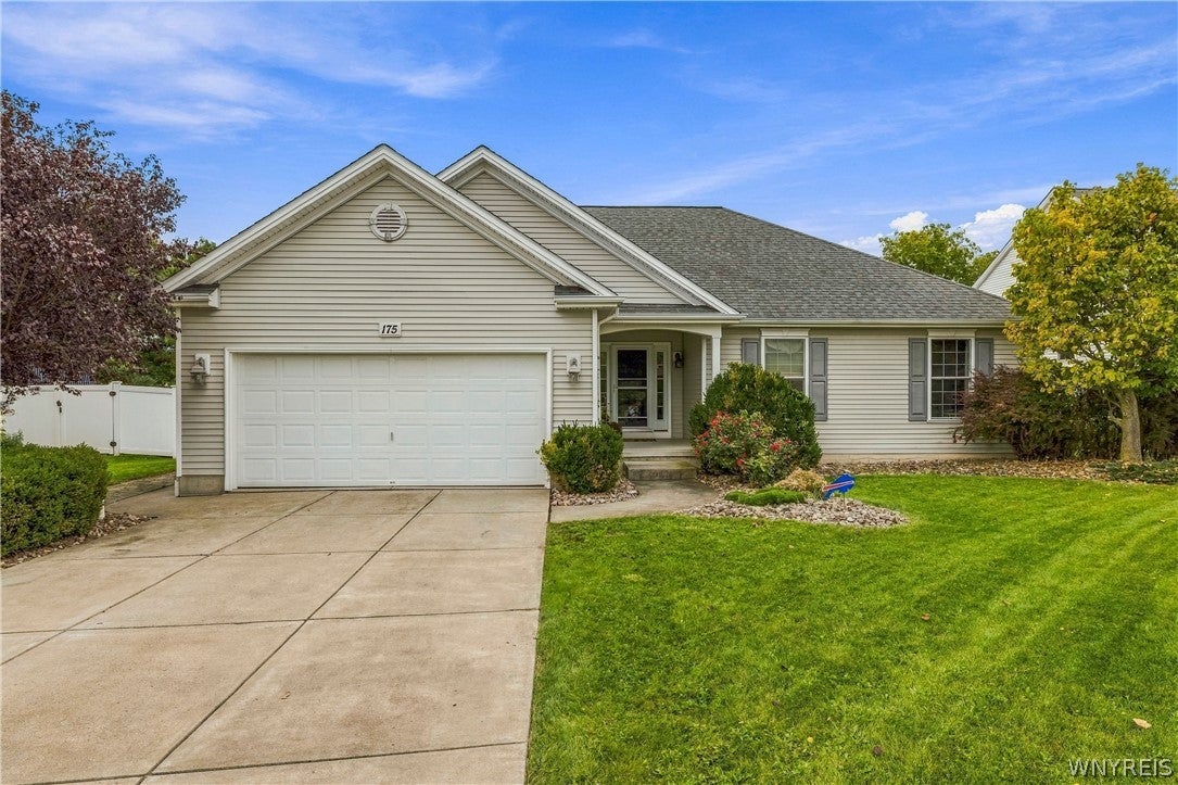 175 Pin Oak Circle — photo
