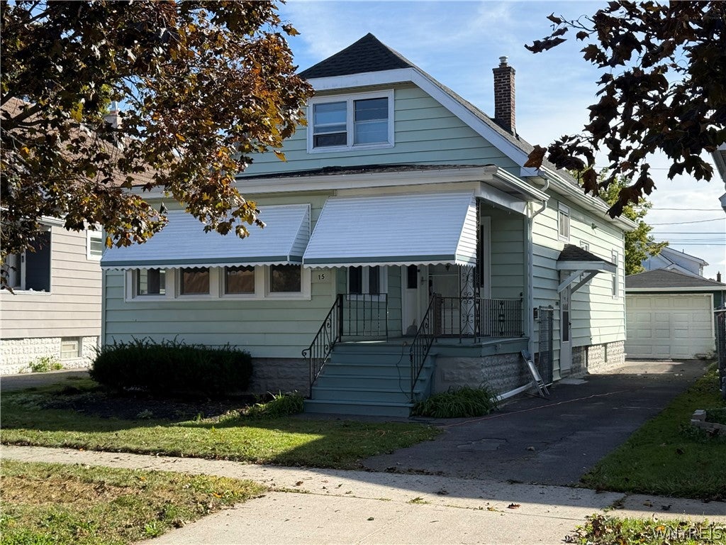 15 Normandy Avenue — photo
