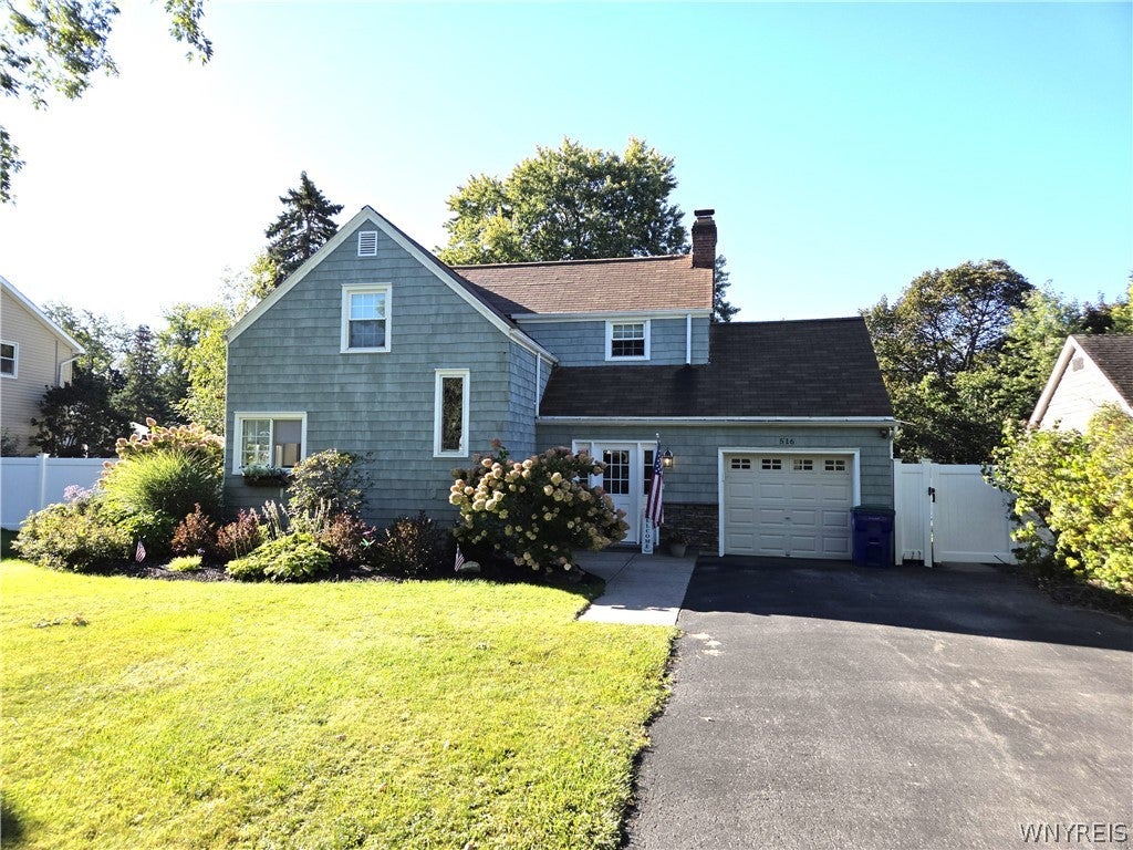 516 Meadowbrook Drive — photo