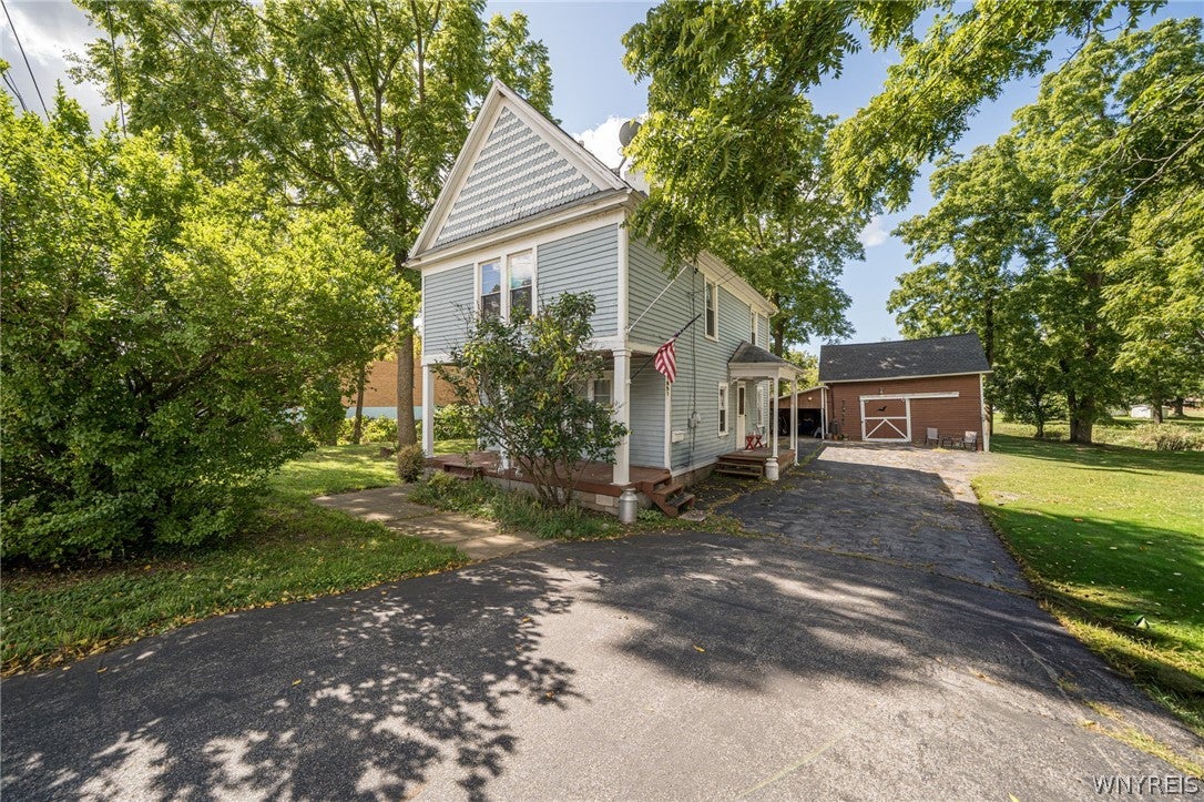1551 Abbott Road — photo