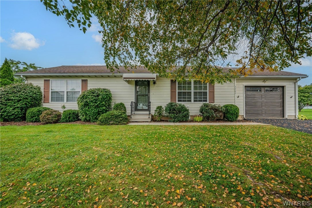 3267 Southway Drive — photo