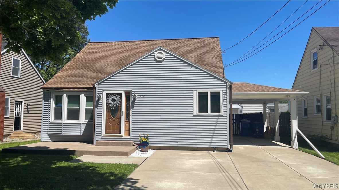 114 Onondaga Avenue — photo
