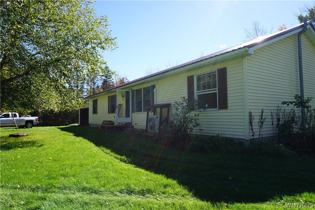 565 Ewing Road — photo