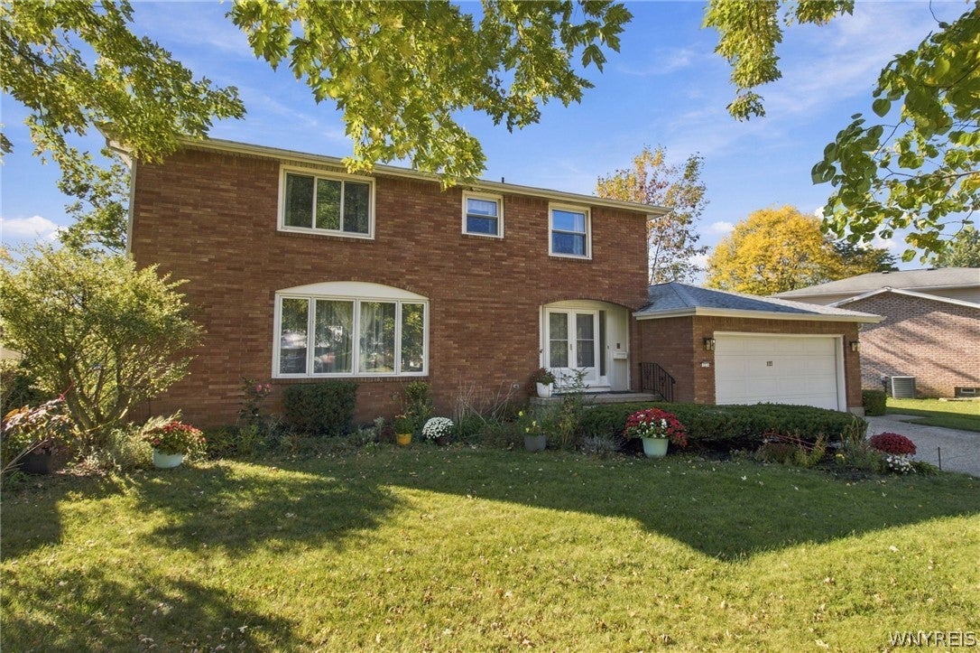 123 Ranch Trail W — photo
