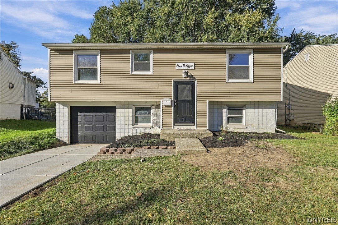 108 W Toulon Drive — photo