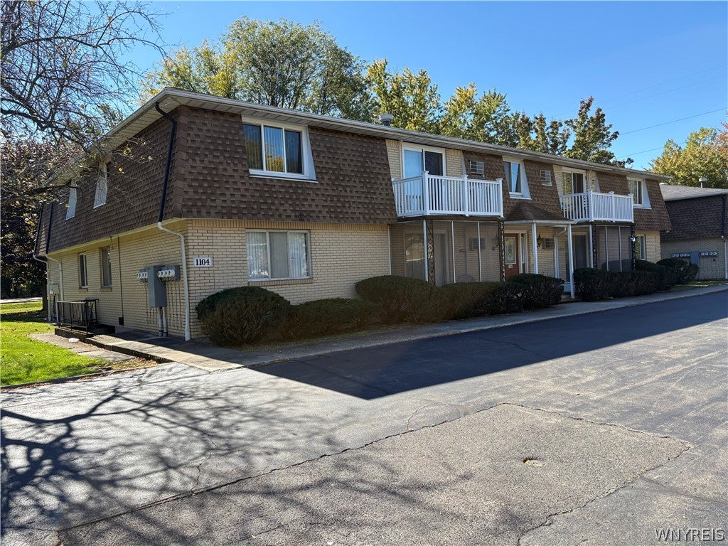 1104 Indian Church Road 9 — photo