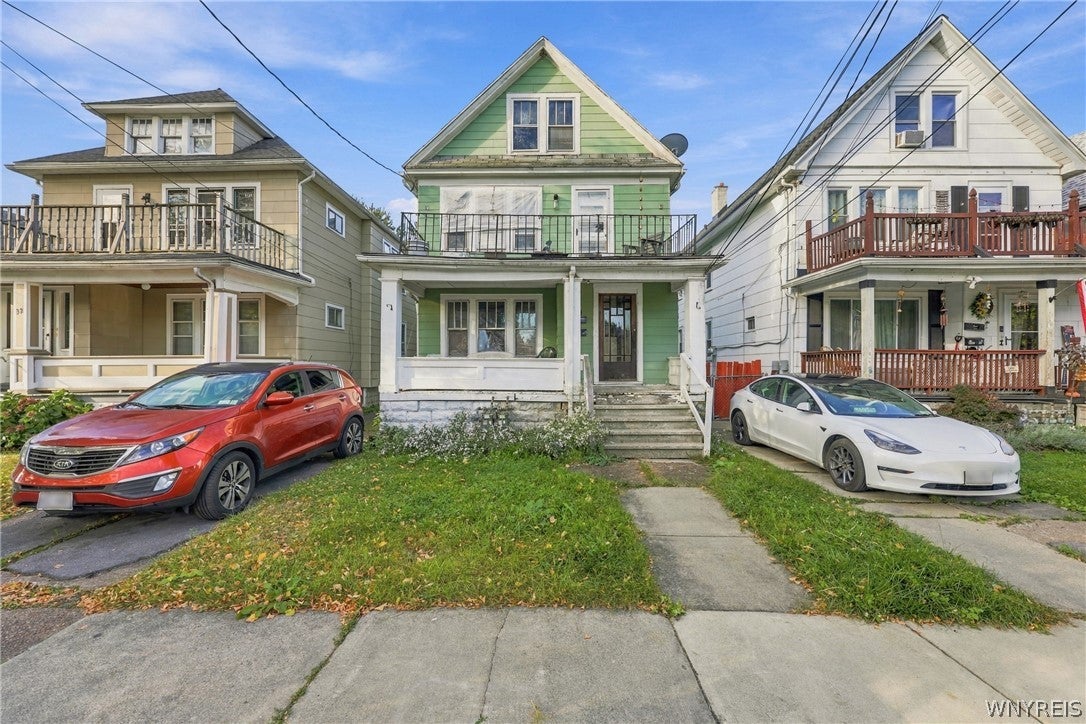 34 Ullman Street — photo