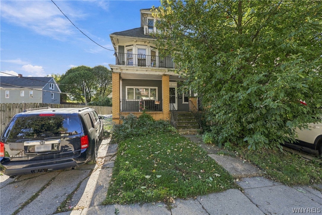 7 S Ryan Street — photo