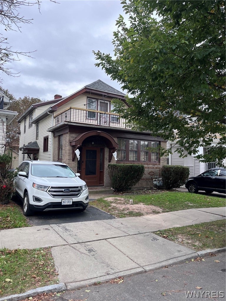 625 Highgate Avenue — photo