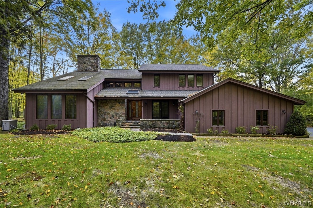 200 Carnoustie Drive — photo
