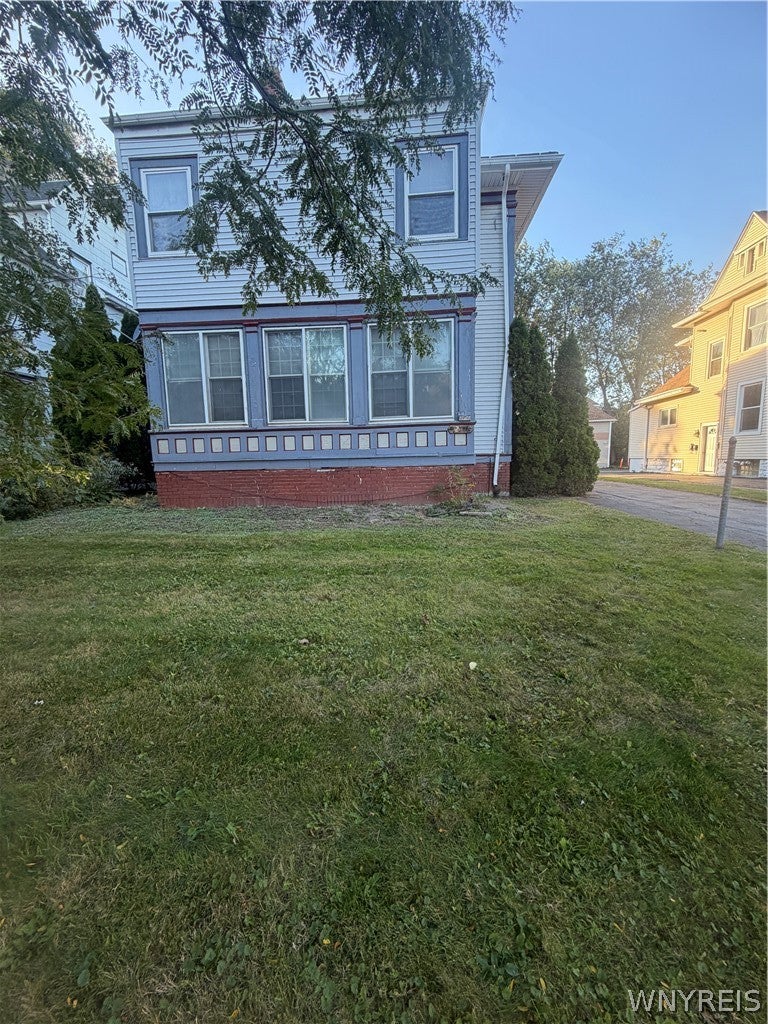 2776 Main Street 3 — photo