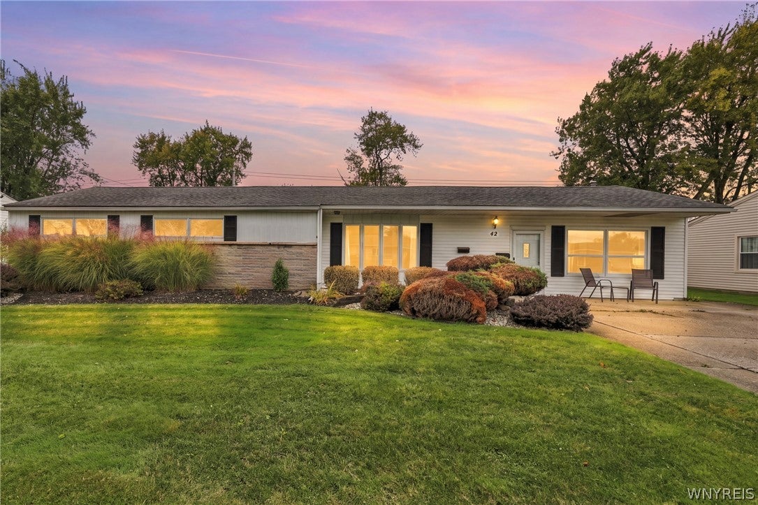 42 Alys Drive E, Cheektowaga, NY 14043 — photo 2