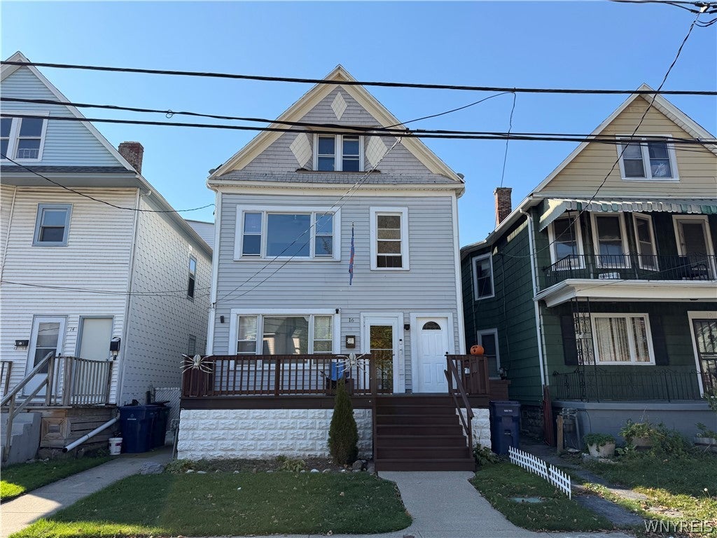 16 Lamont Place — photo