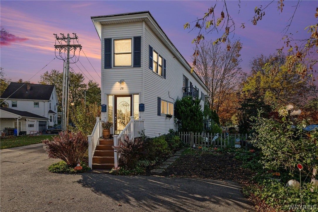 20 Roselawn Avenue — photo