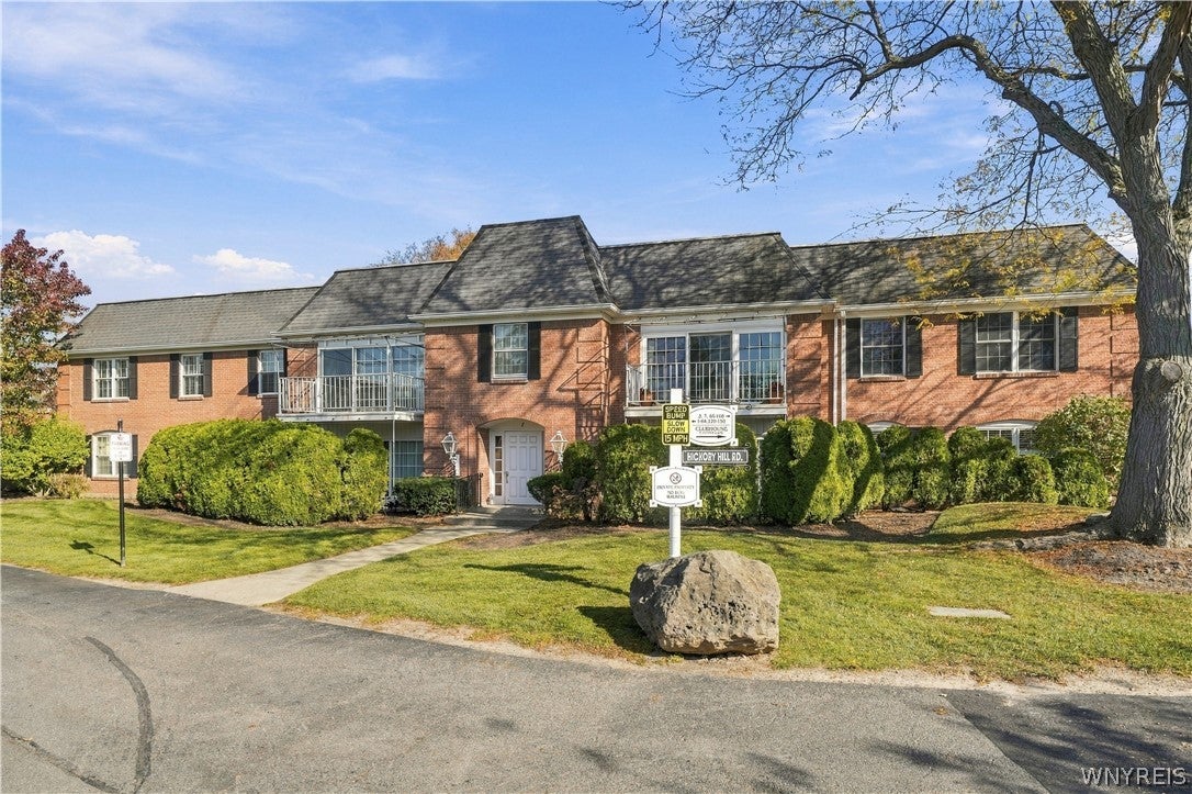 1 Hickory Hill Road D — photo