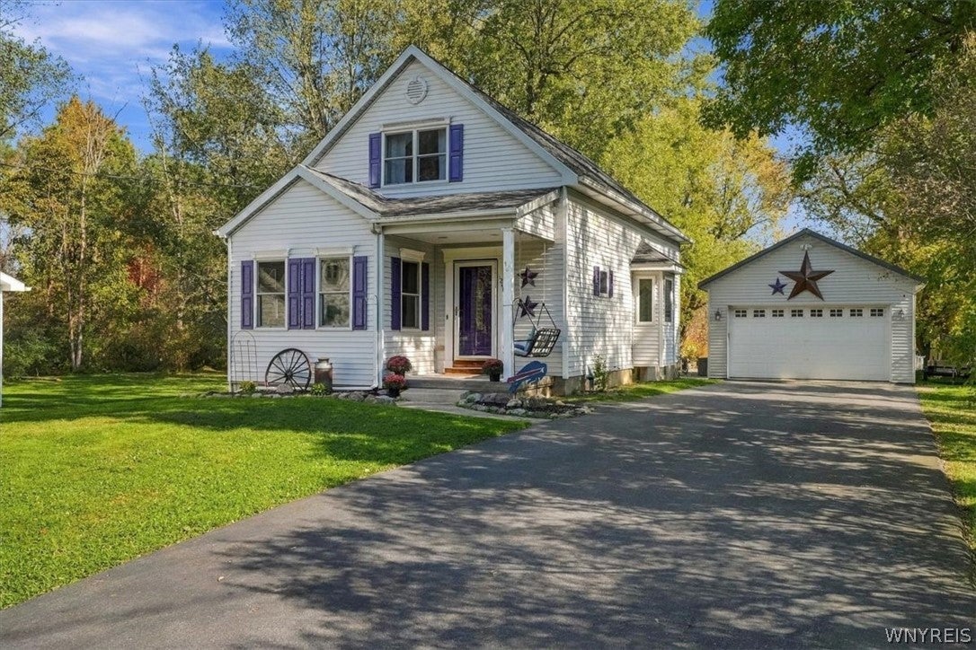 1240 Smith Road — photo