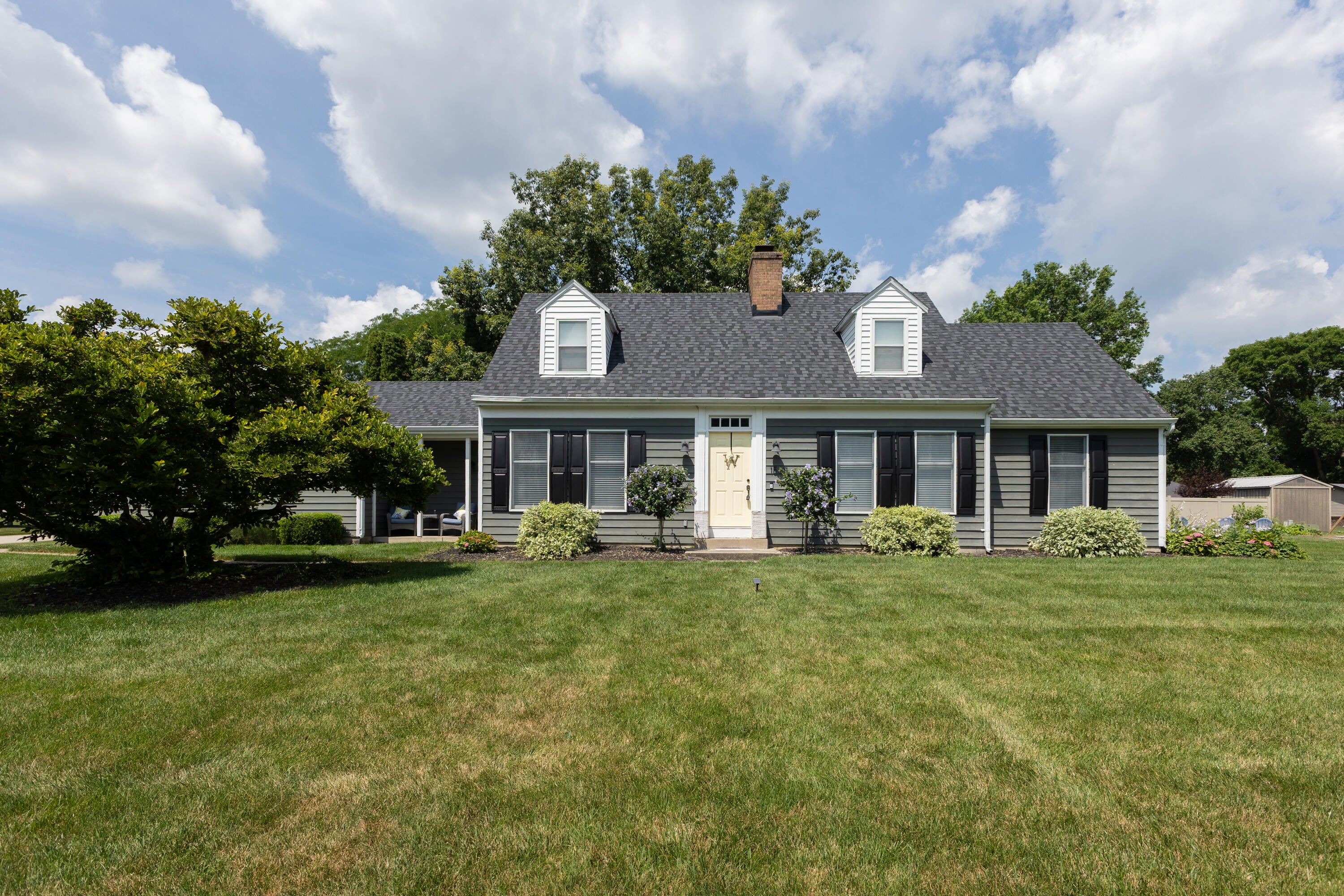 1565 Ridgeview Court — photo