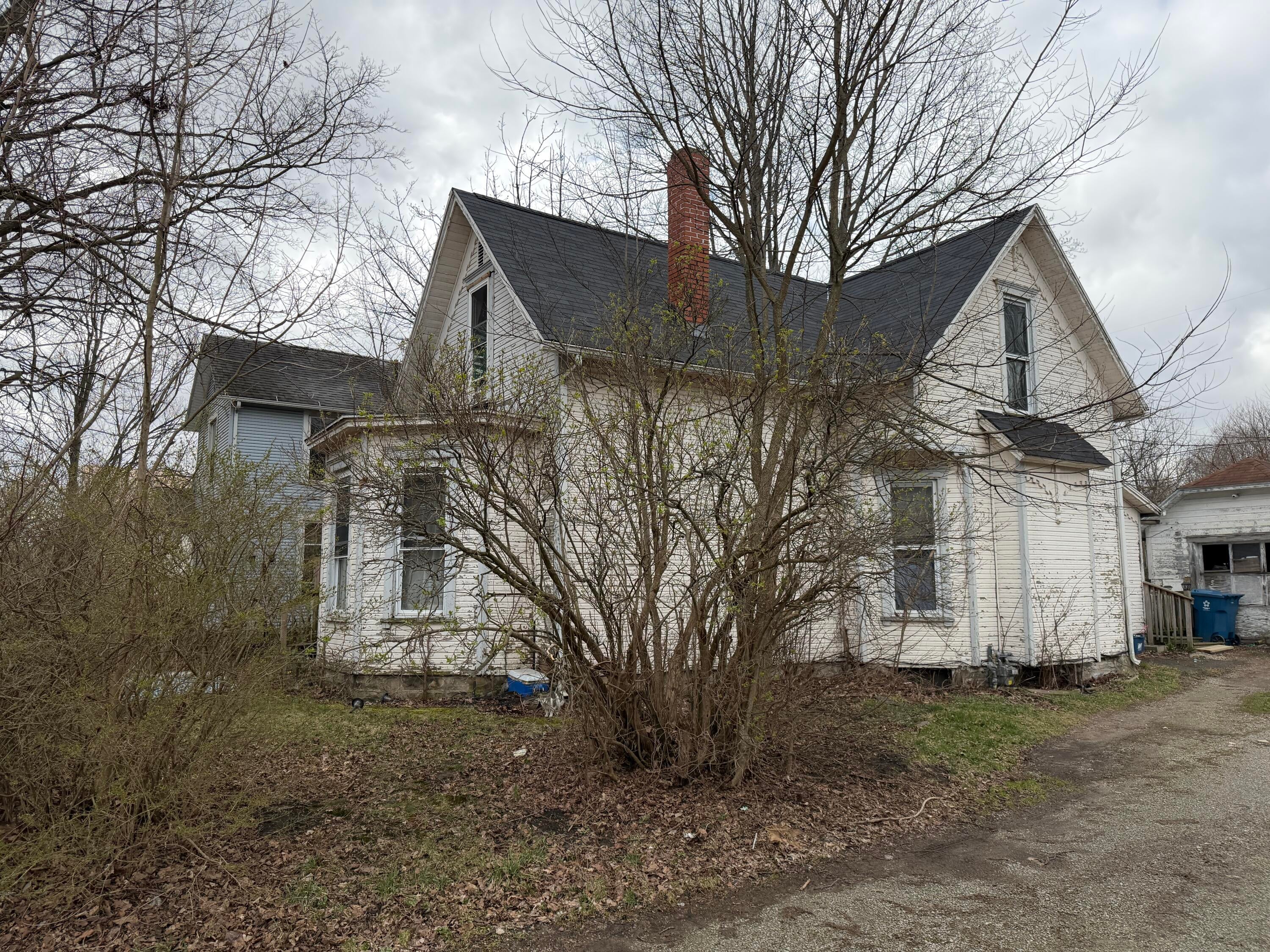 313 N Elm Street — photo