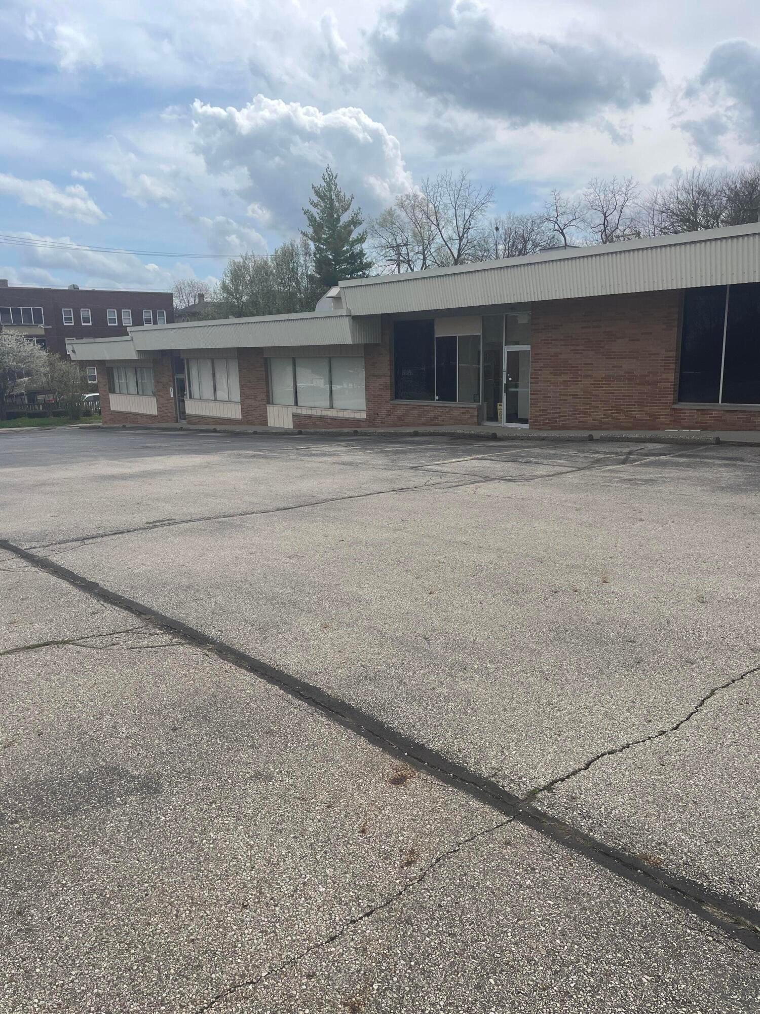 1 E Pleasant Street — photo