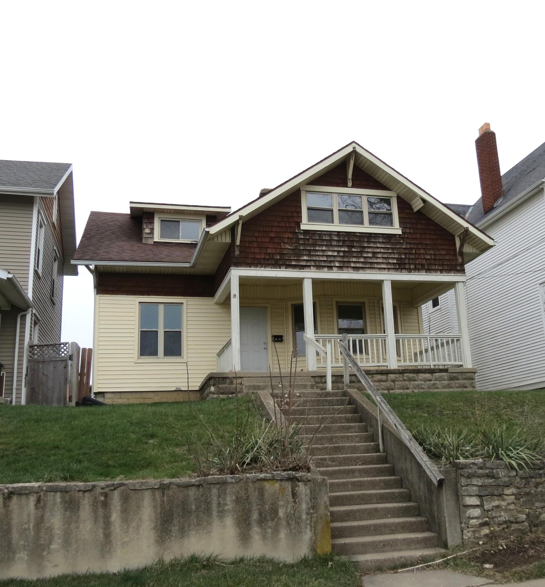 328 W North Street — photo