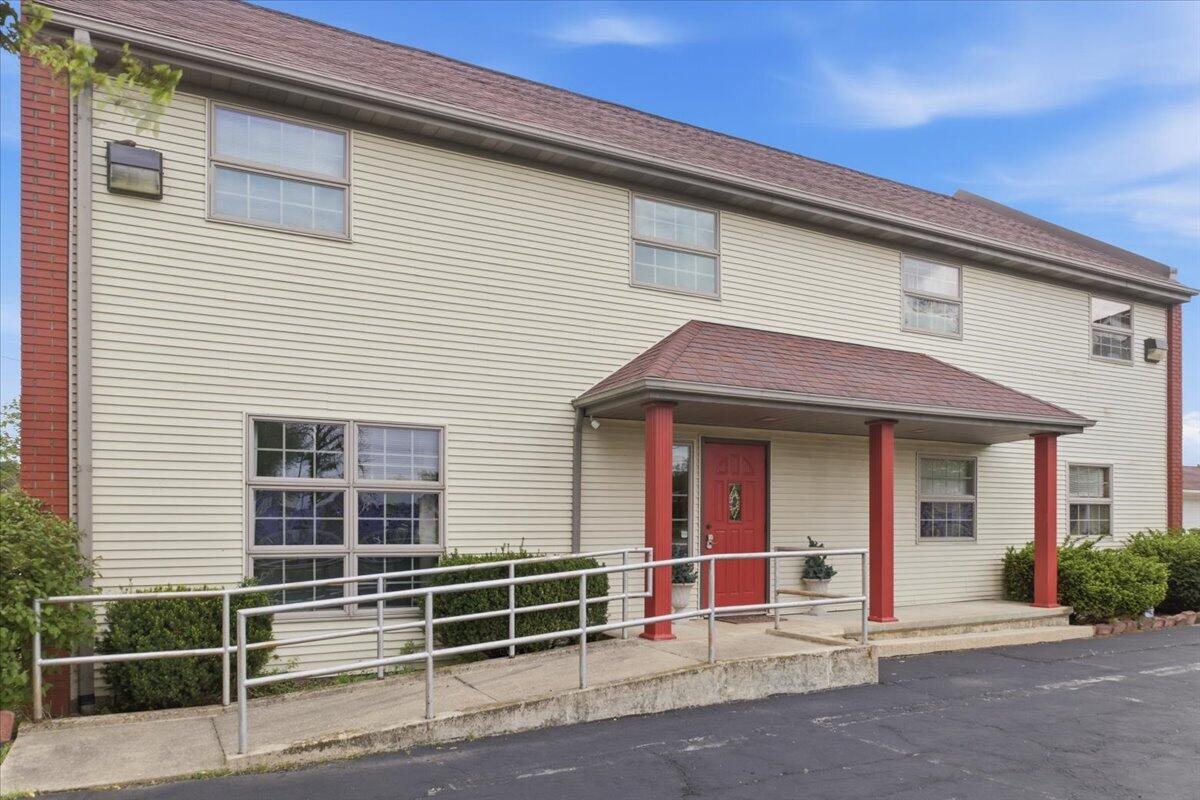 Home in Celina, OH 45822 — photo 3