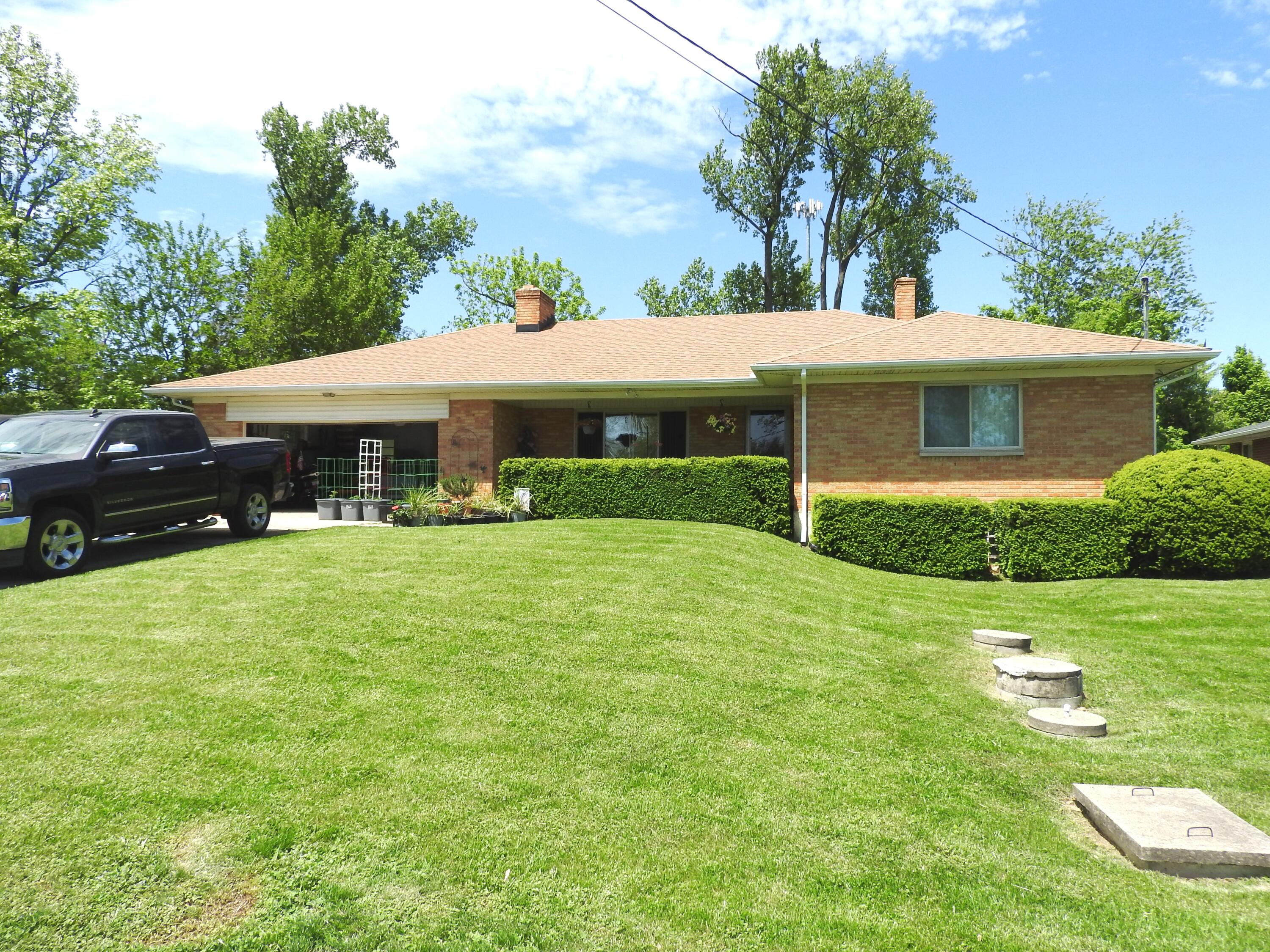 3291 Benchwood Road — photo