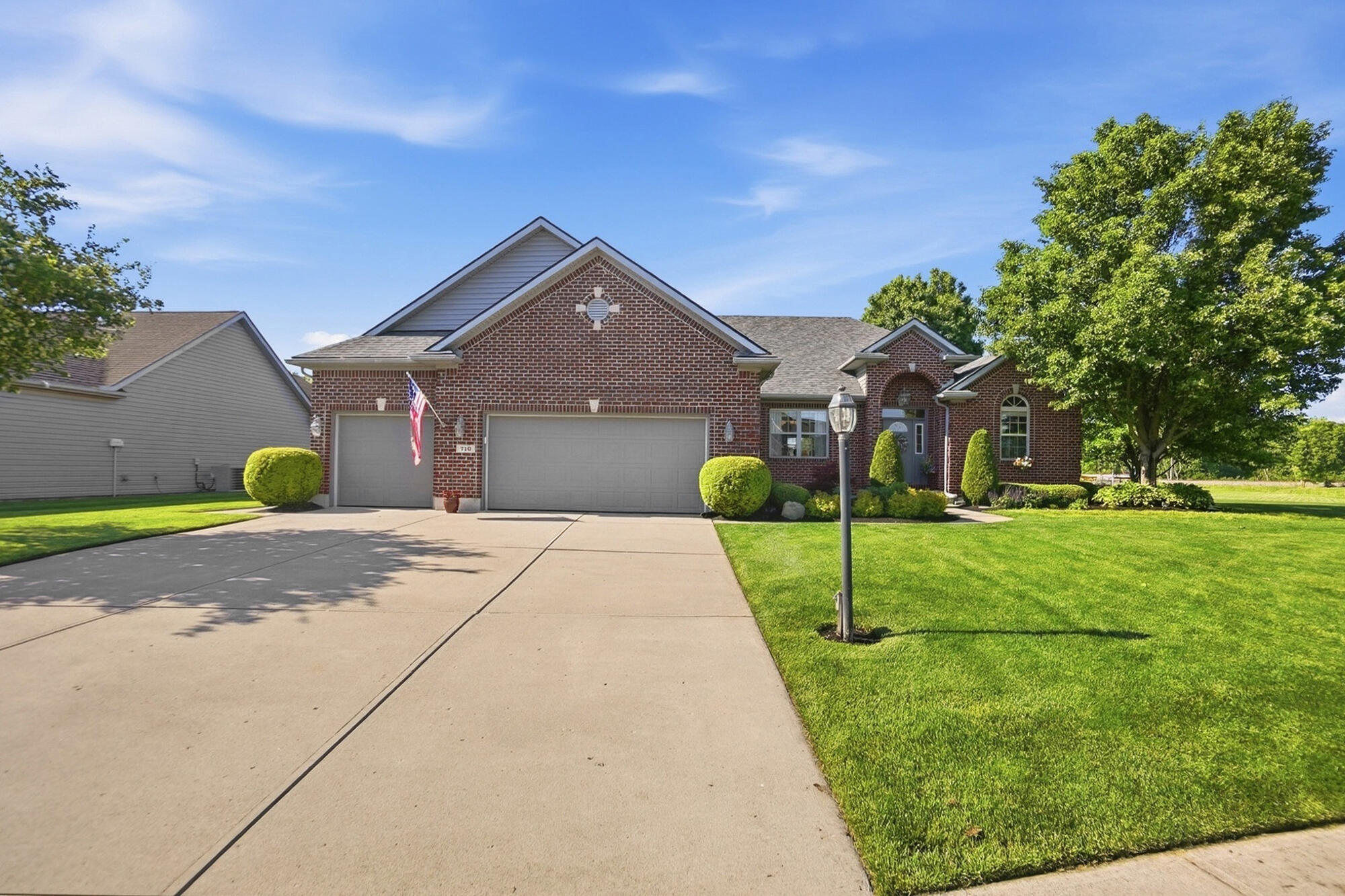 710 Governors Road — photo