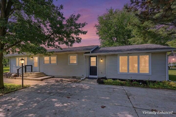 1155 W Choctaw Drive — photo