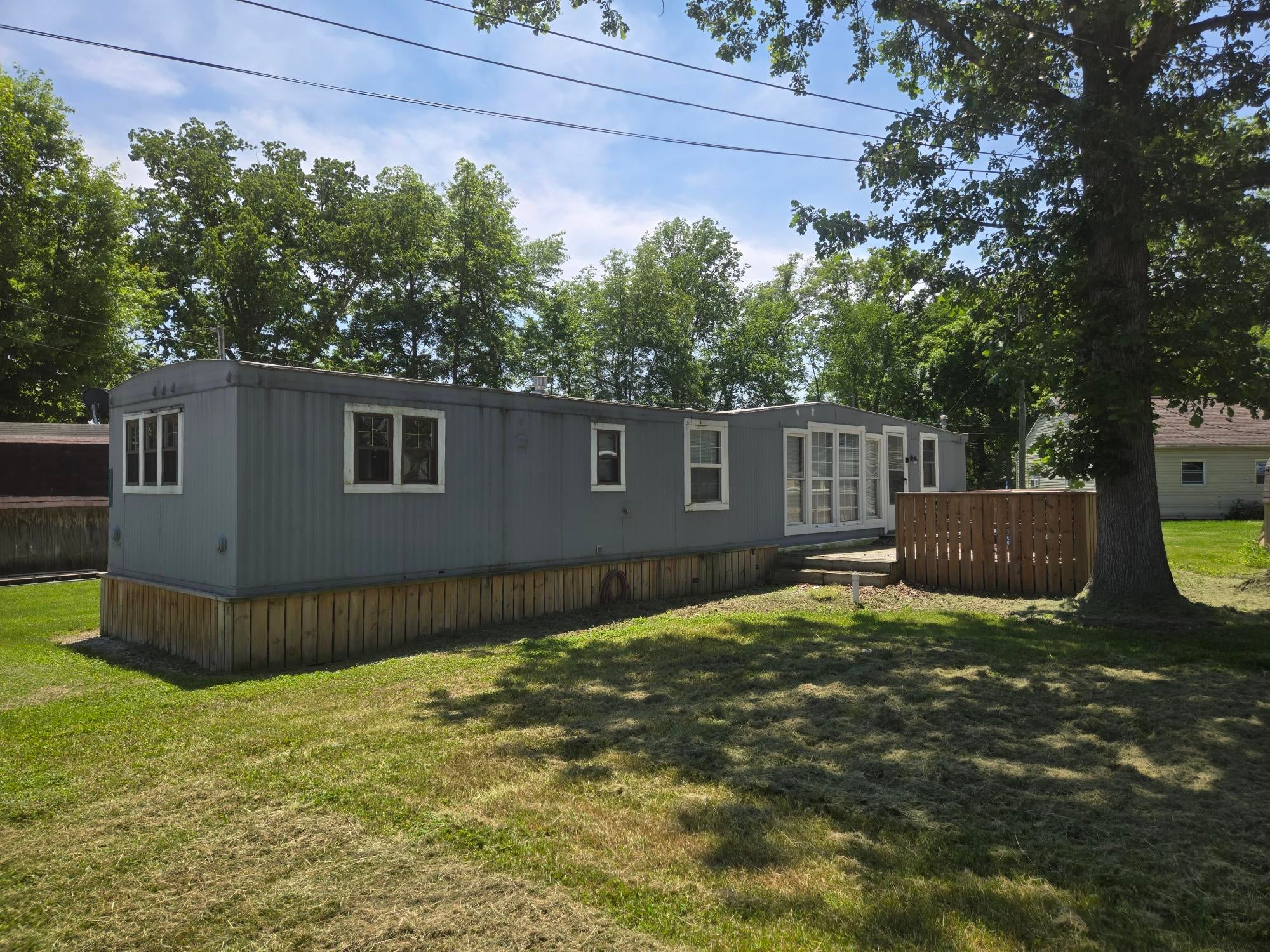 5386 Lakeside Drive — photo