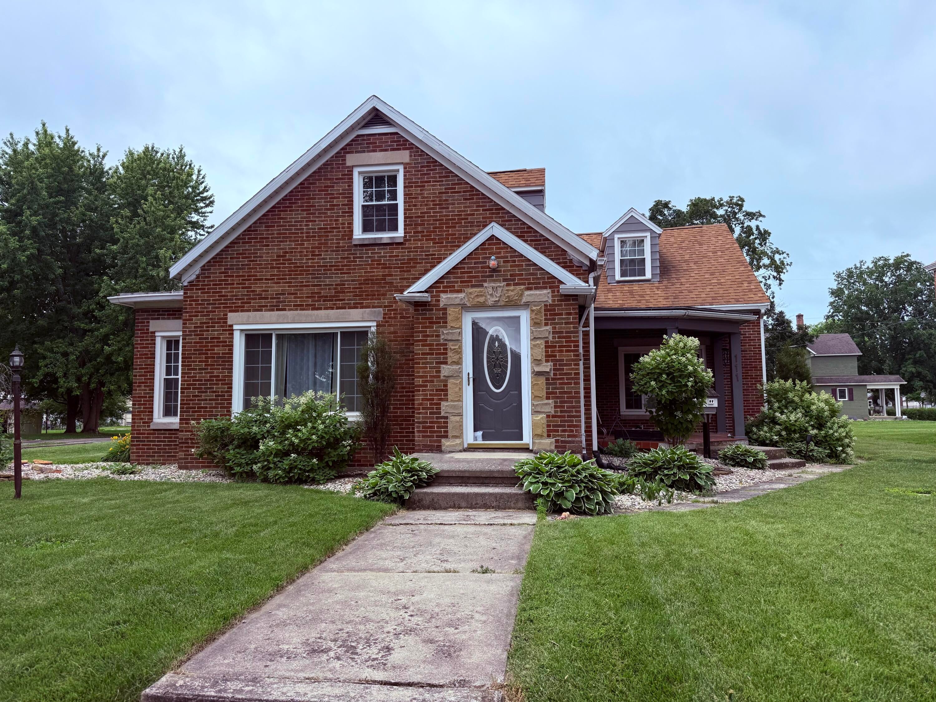 111 S Wayne Street — photo