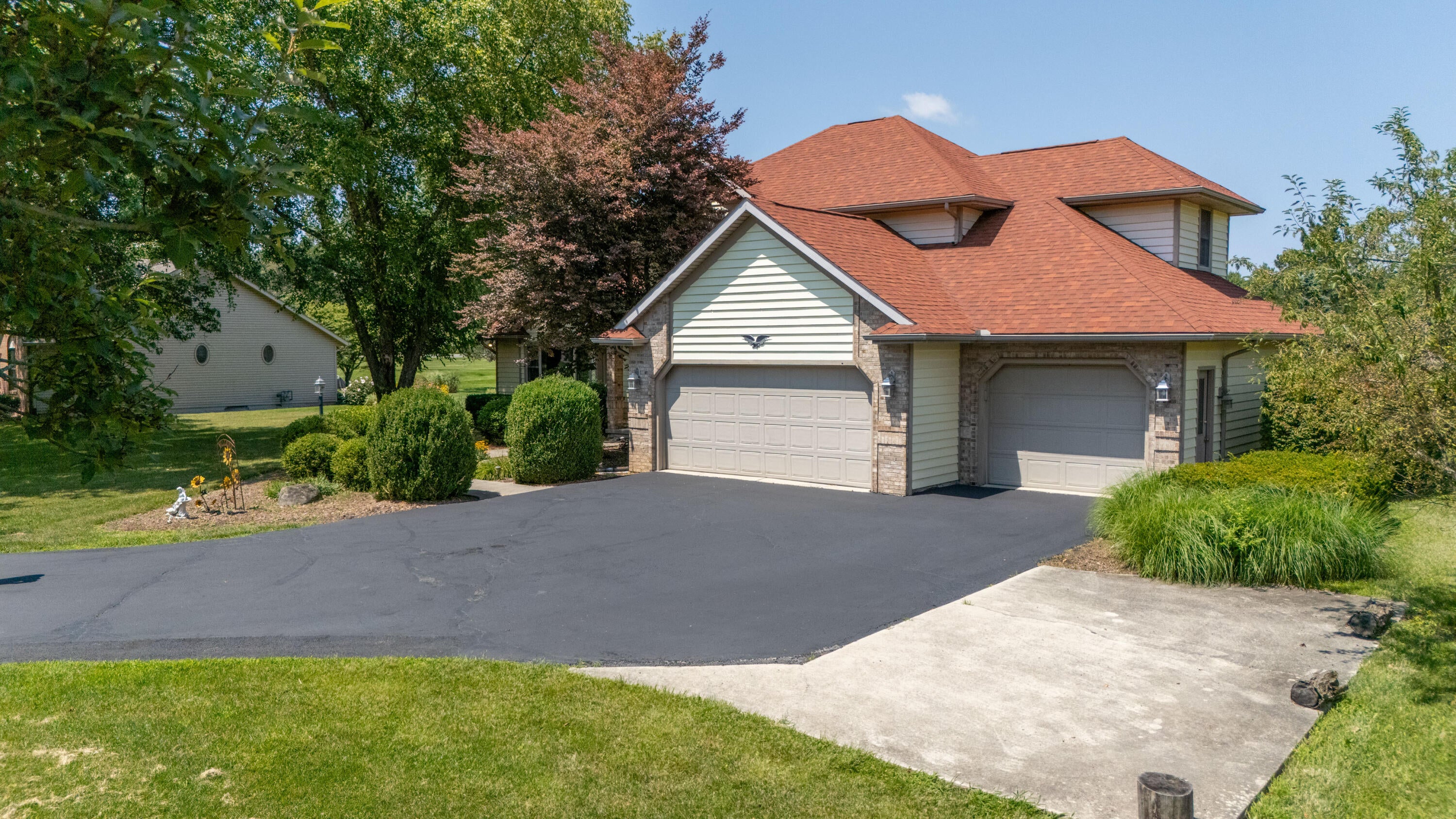 3938 Fort Amanda Road — photo