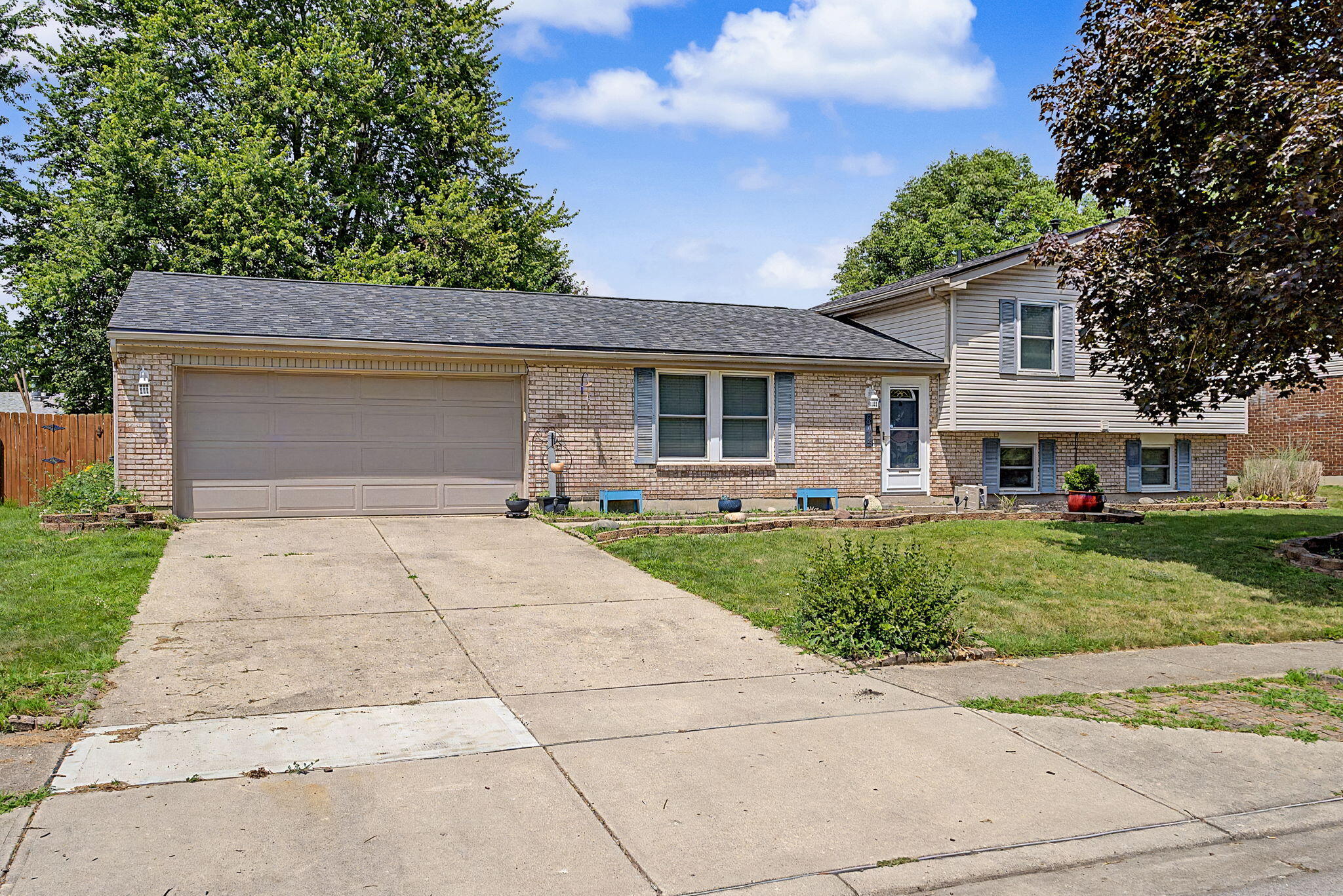 844 Sunset Drive — photo
