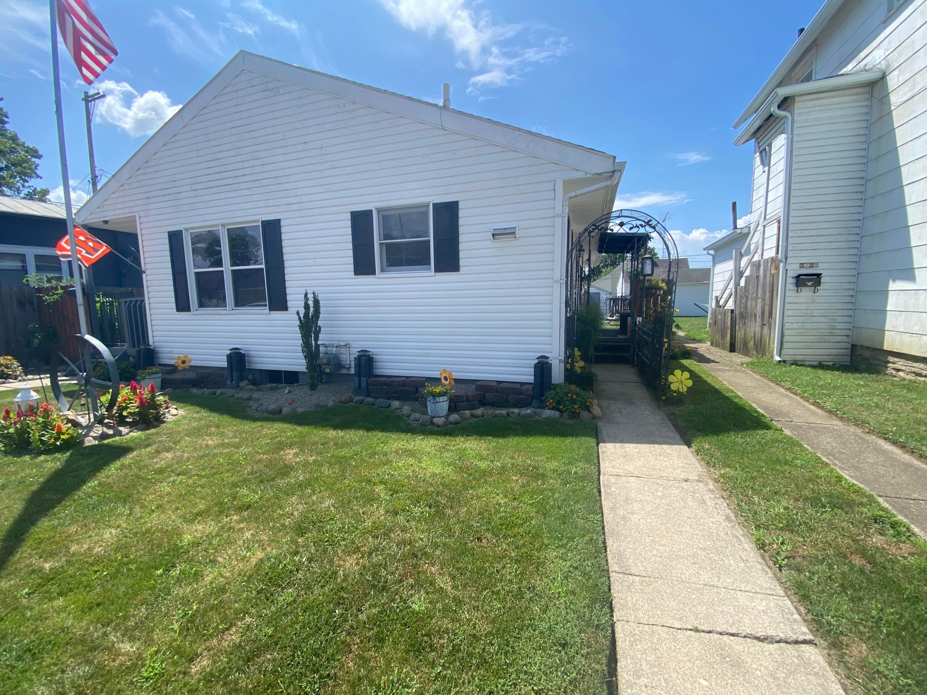 321 Garnsey Street — photo