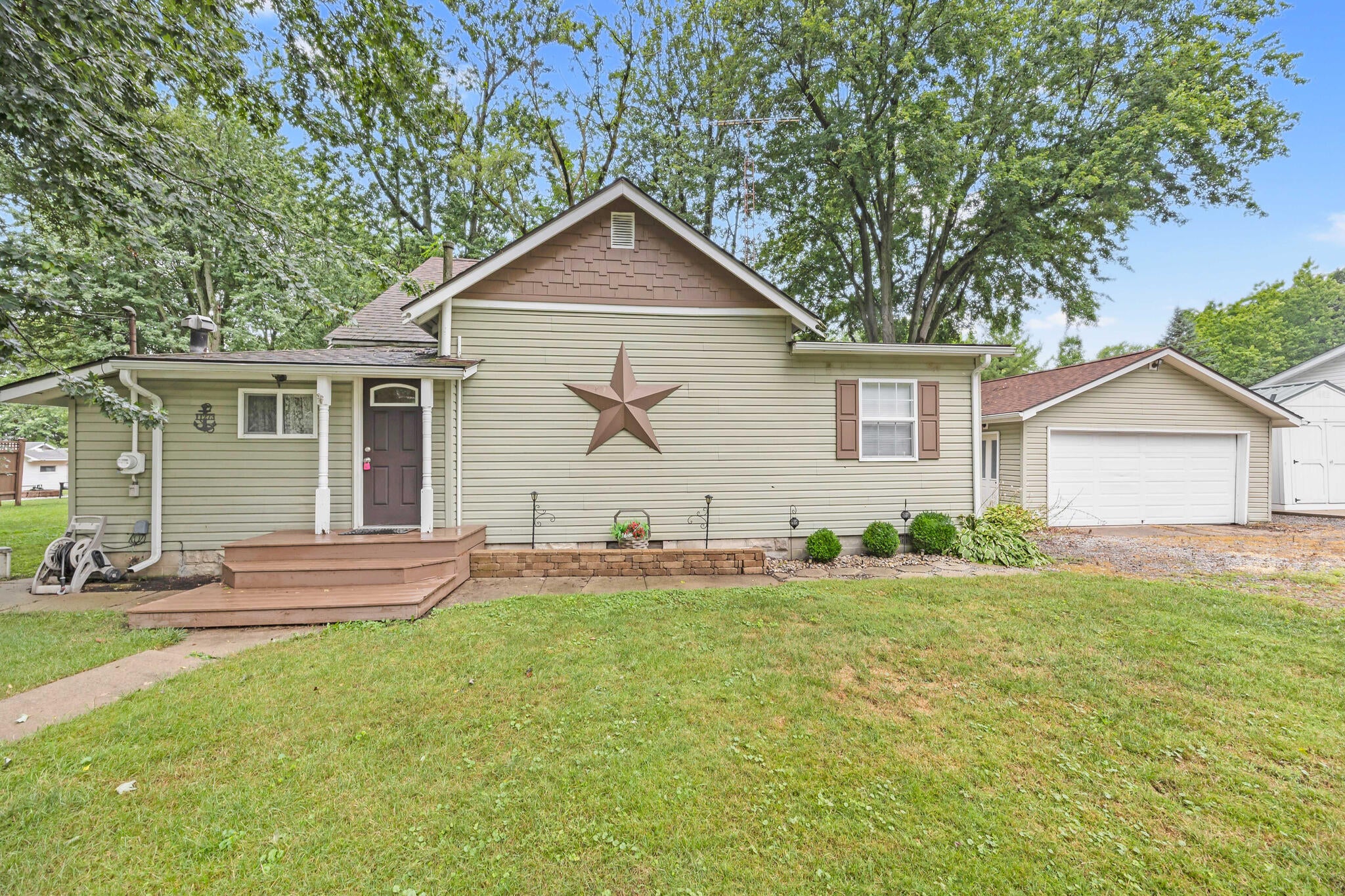 11273 Bayview Lane — photo