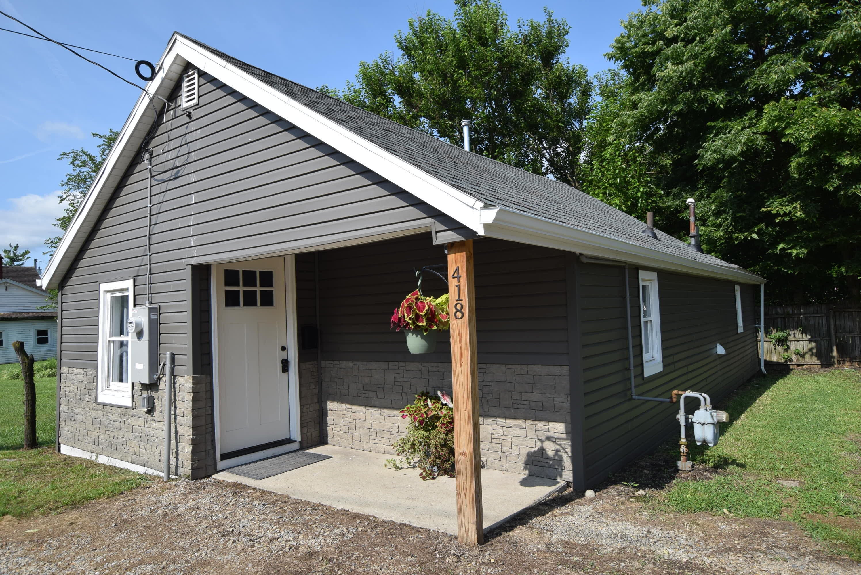 418 Railroad Street — photo