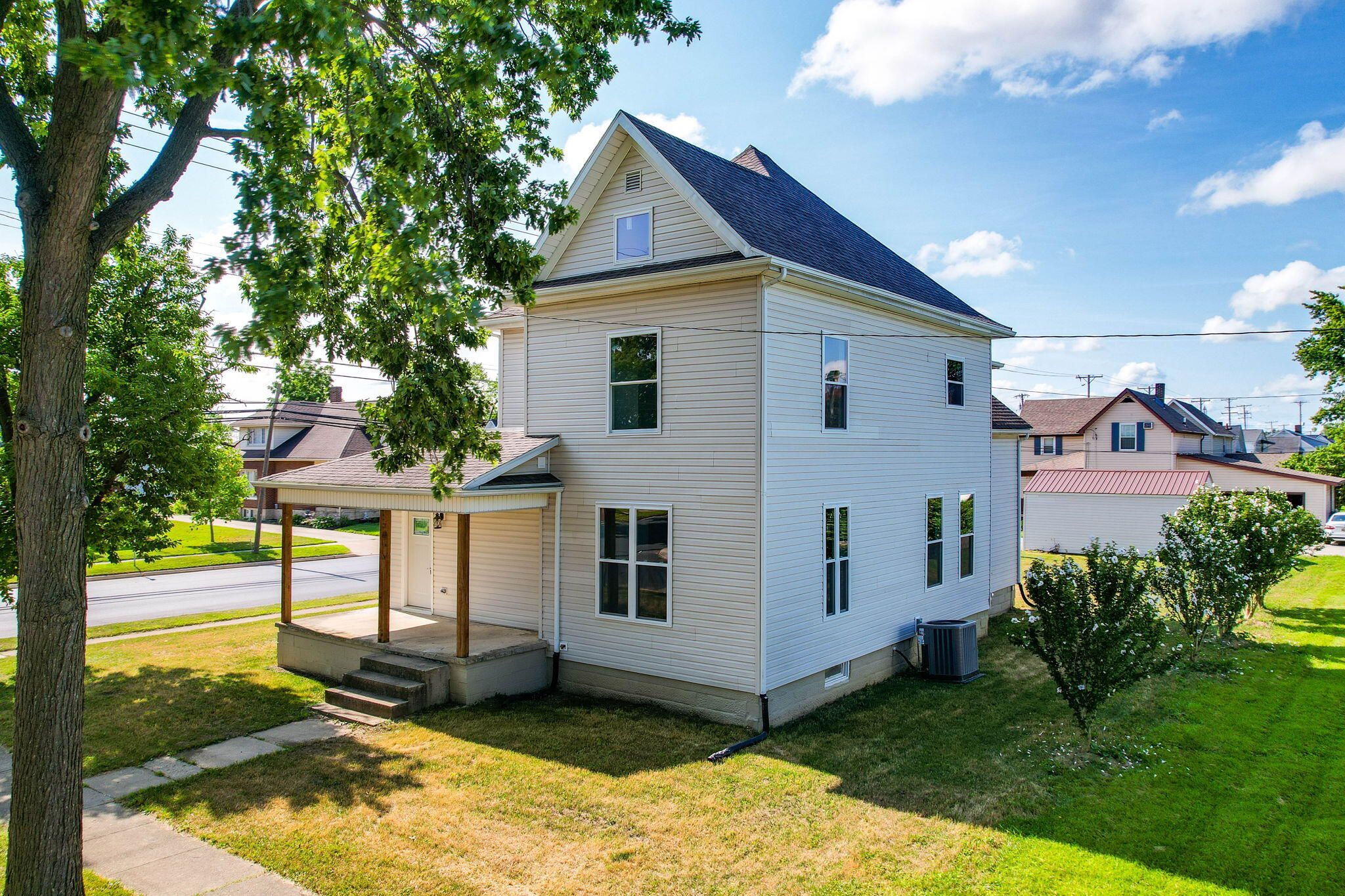 103 W South Street — photo