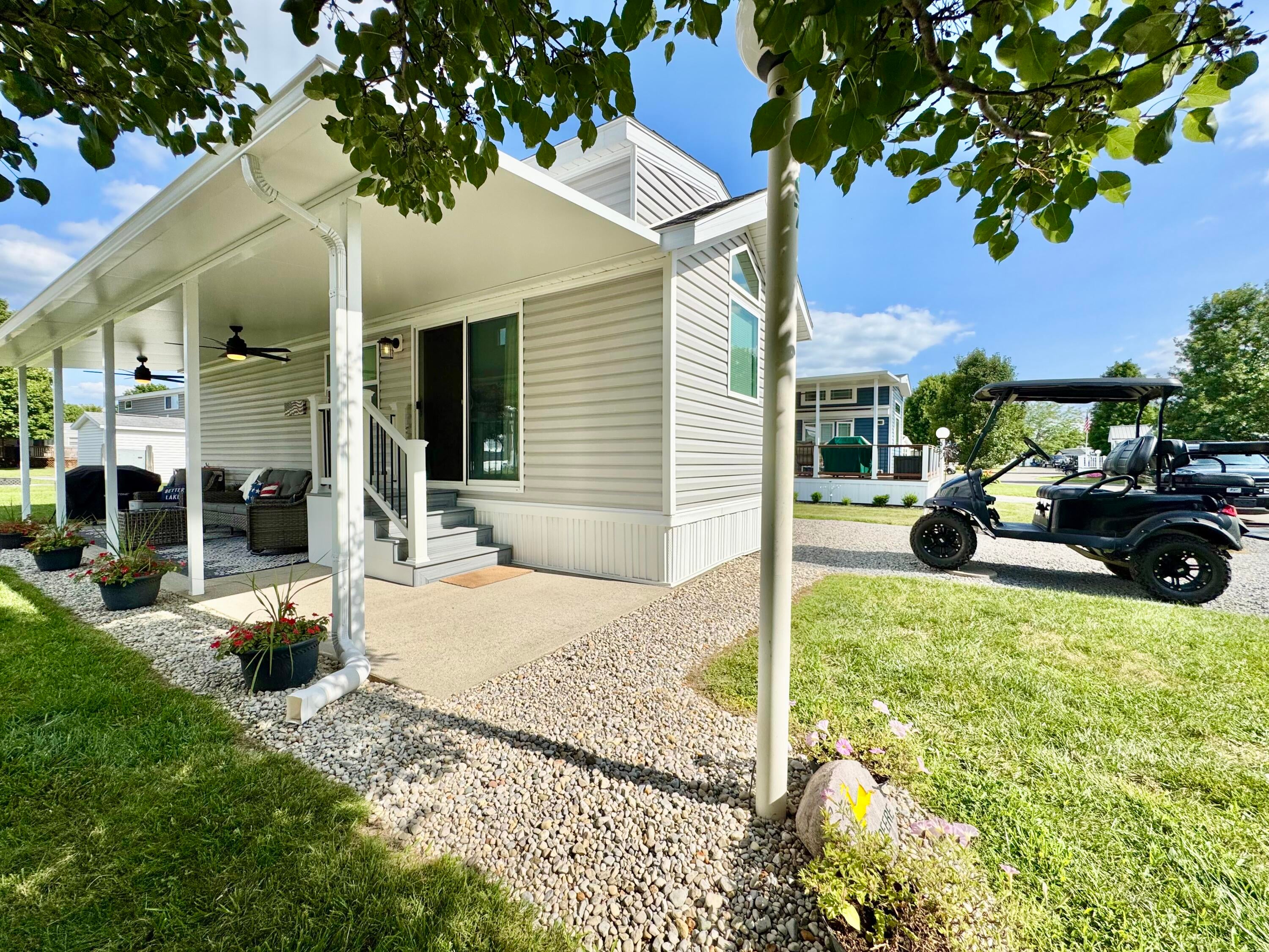 11377 Township Road 266 97 — photo
