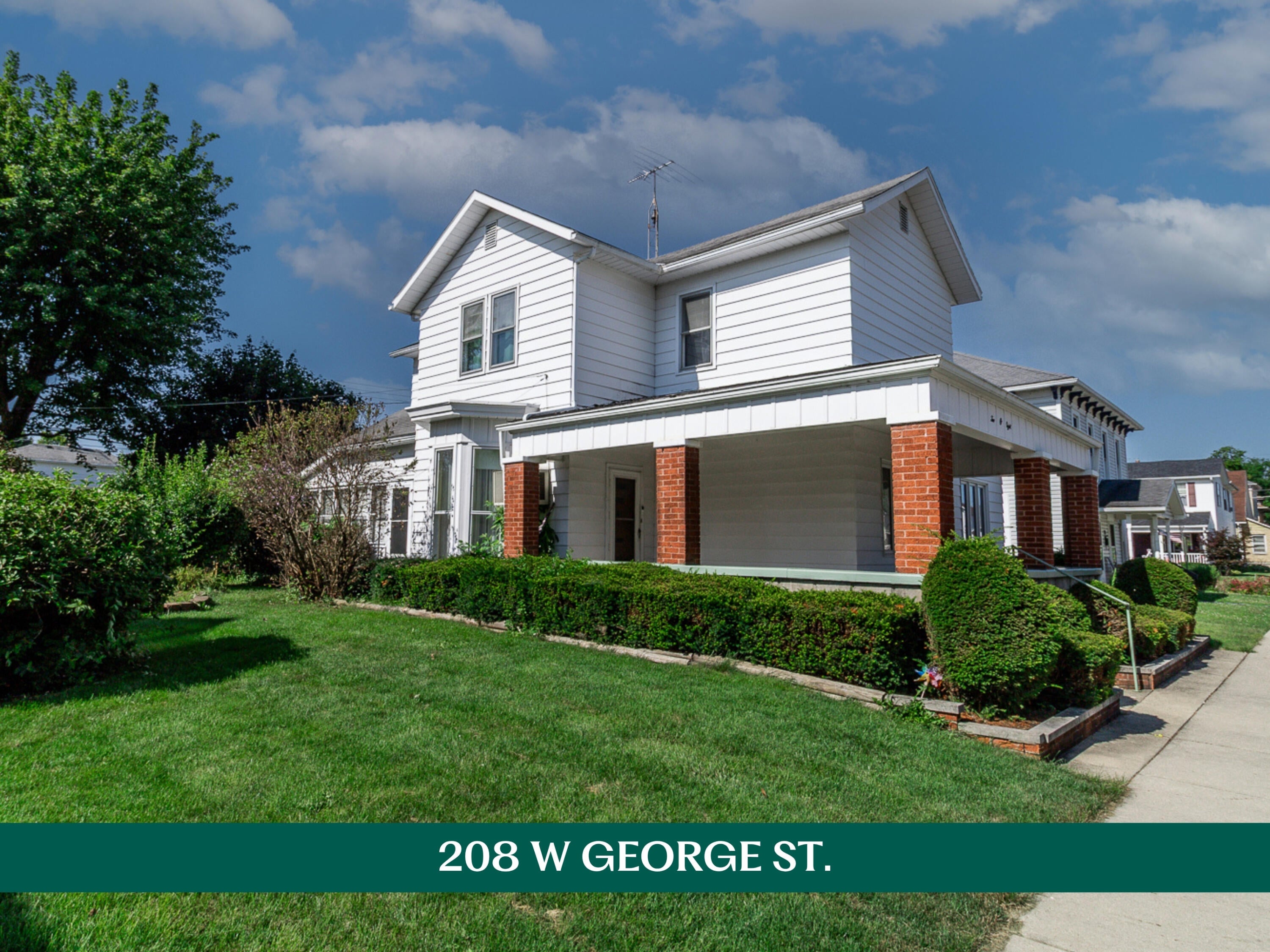 208 W George Street — photo
