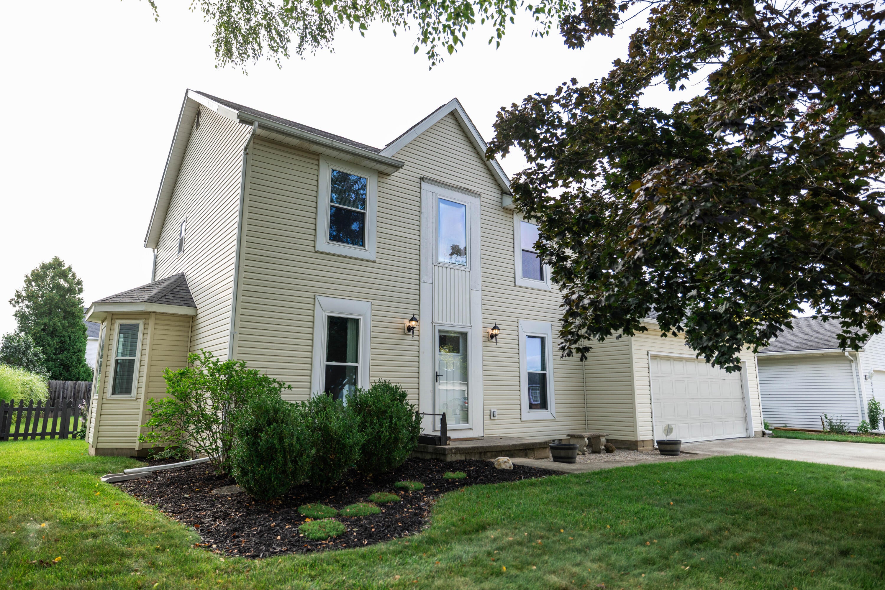 2748 Conestoga Street — photo