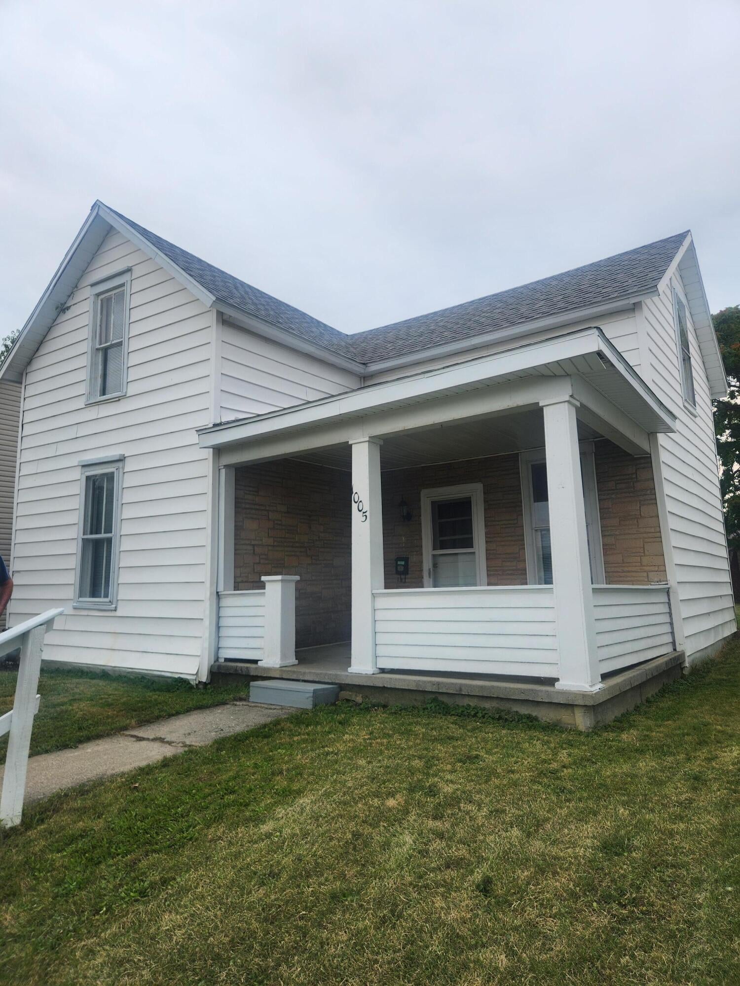 1005 Hendricks Street — photo