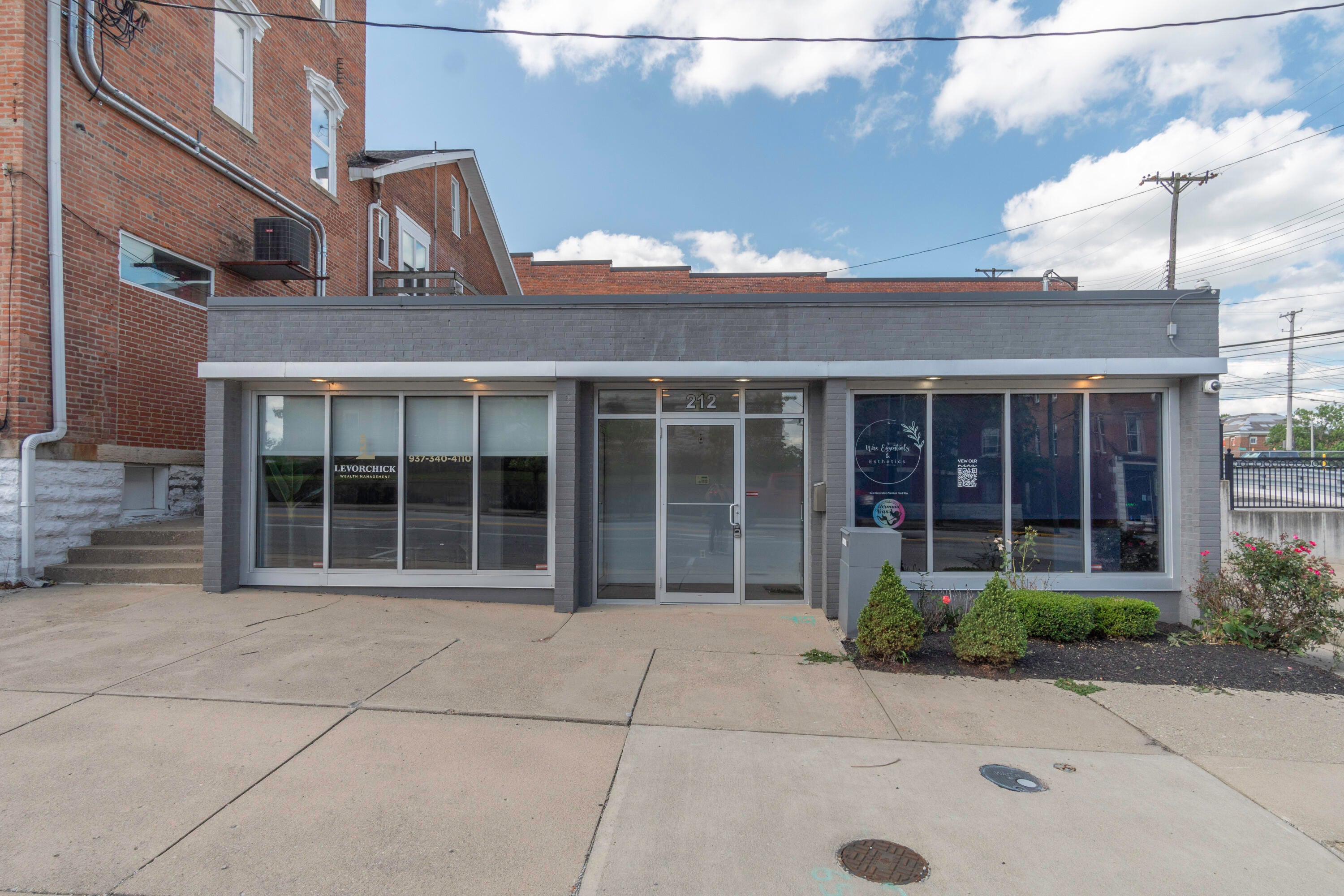 212 E Court Street — photo
