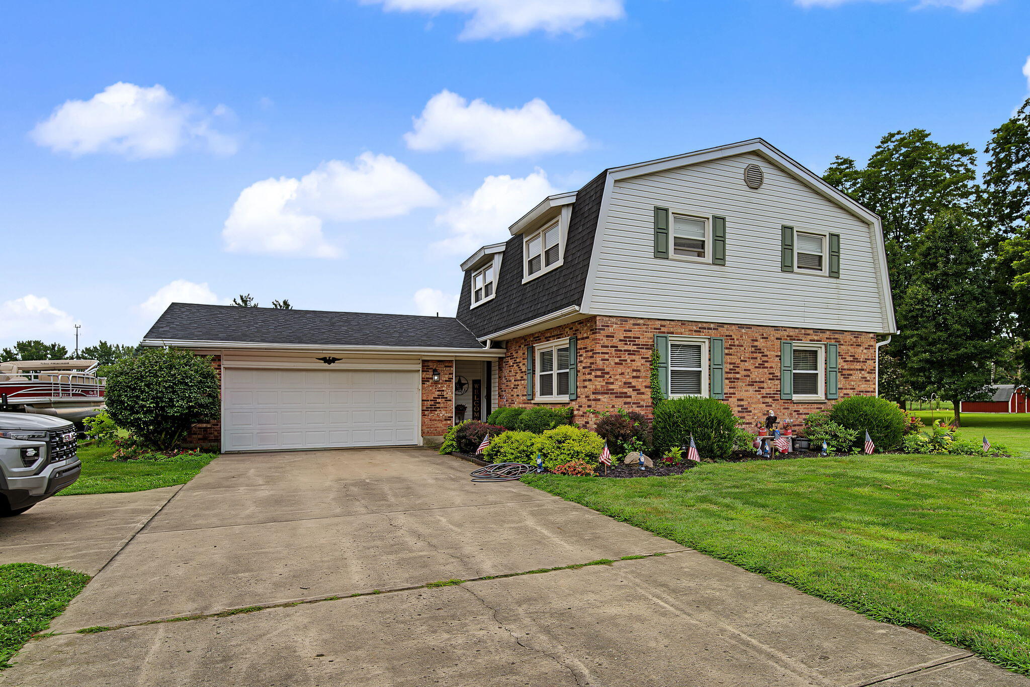 5295 David Drive — photo