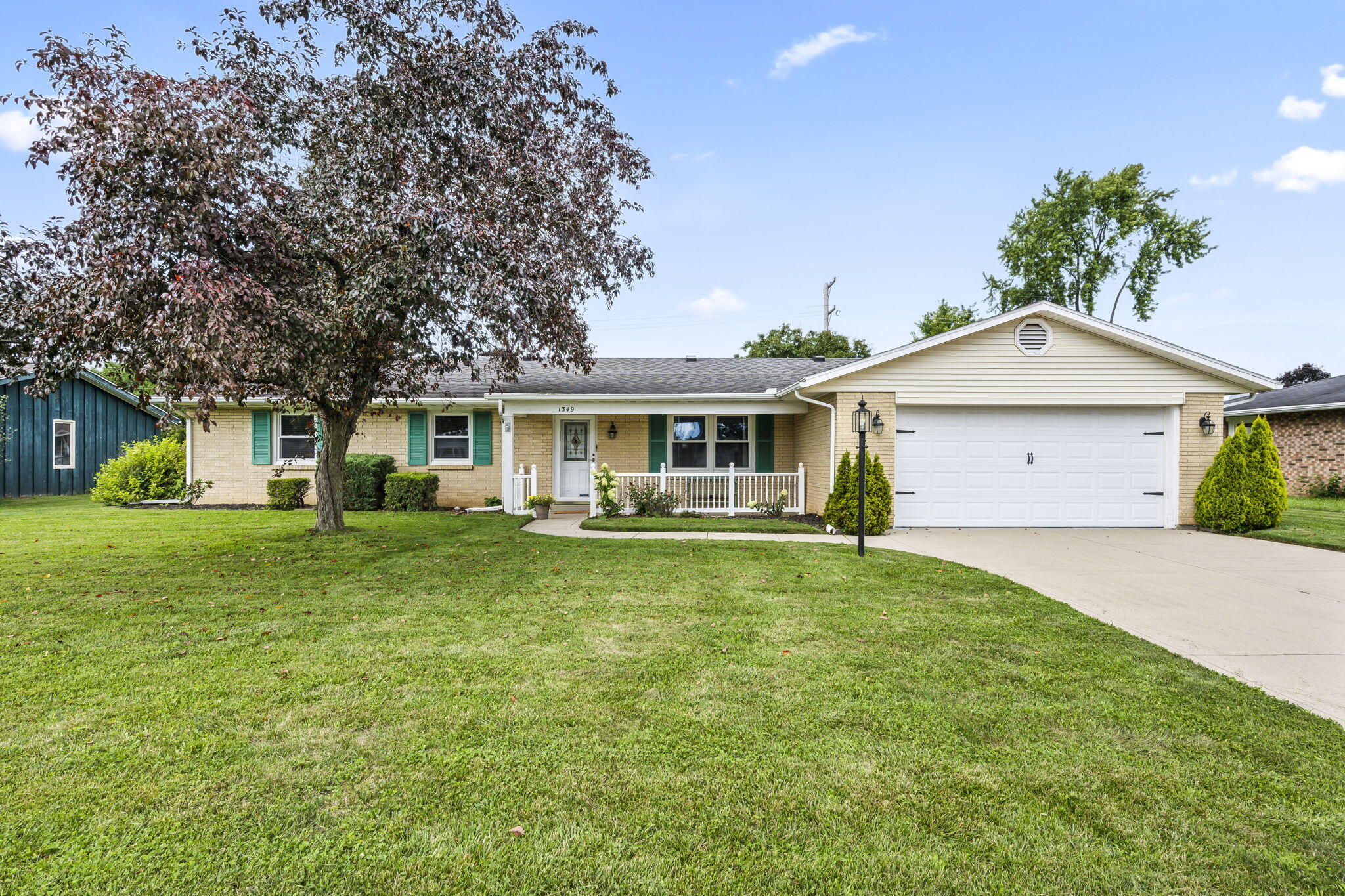 1349 Cornish Road — photo