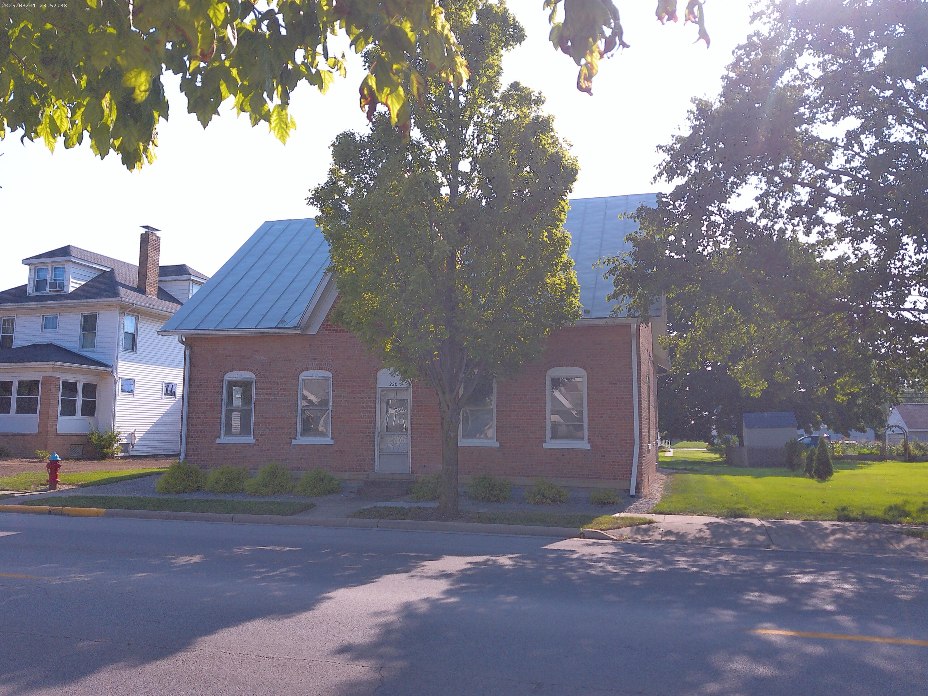 220 S Washington Street — photo
