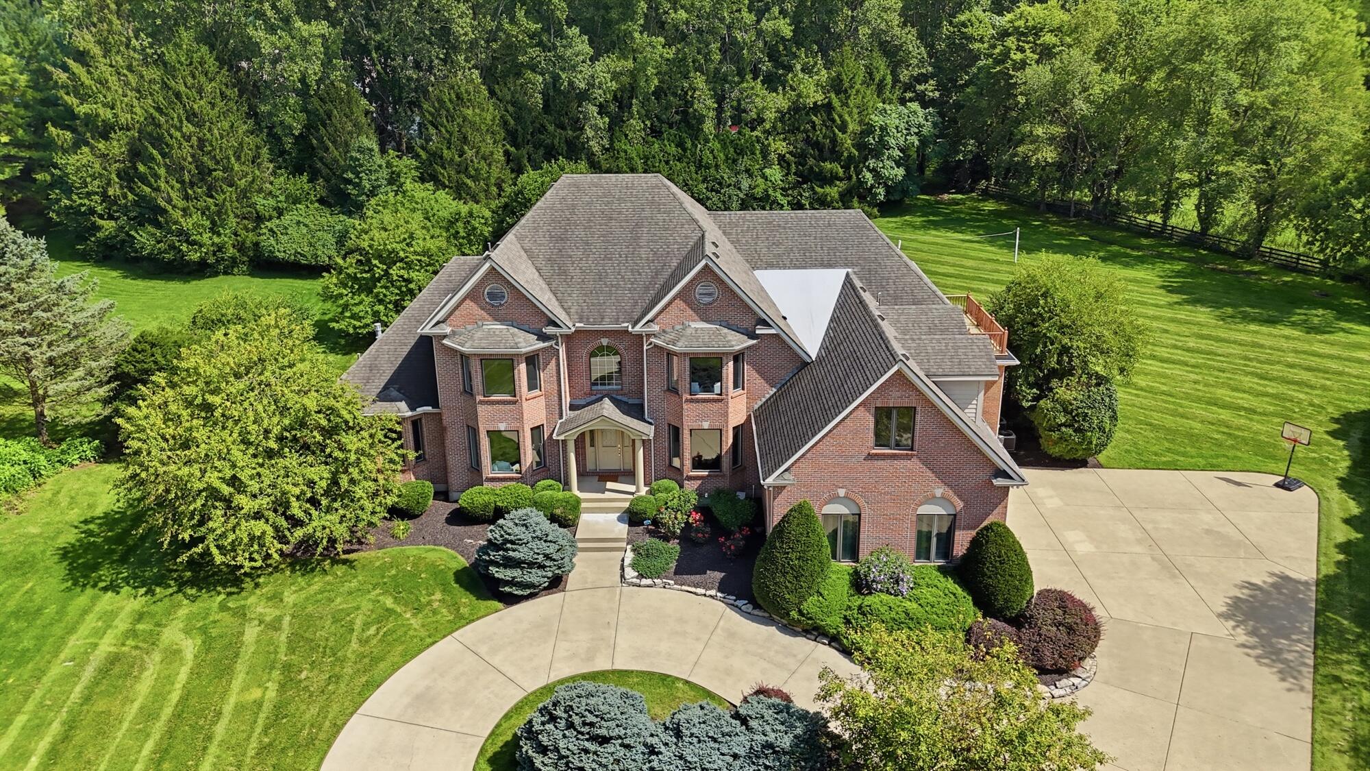 2638 Ballydoyle Drive — photo