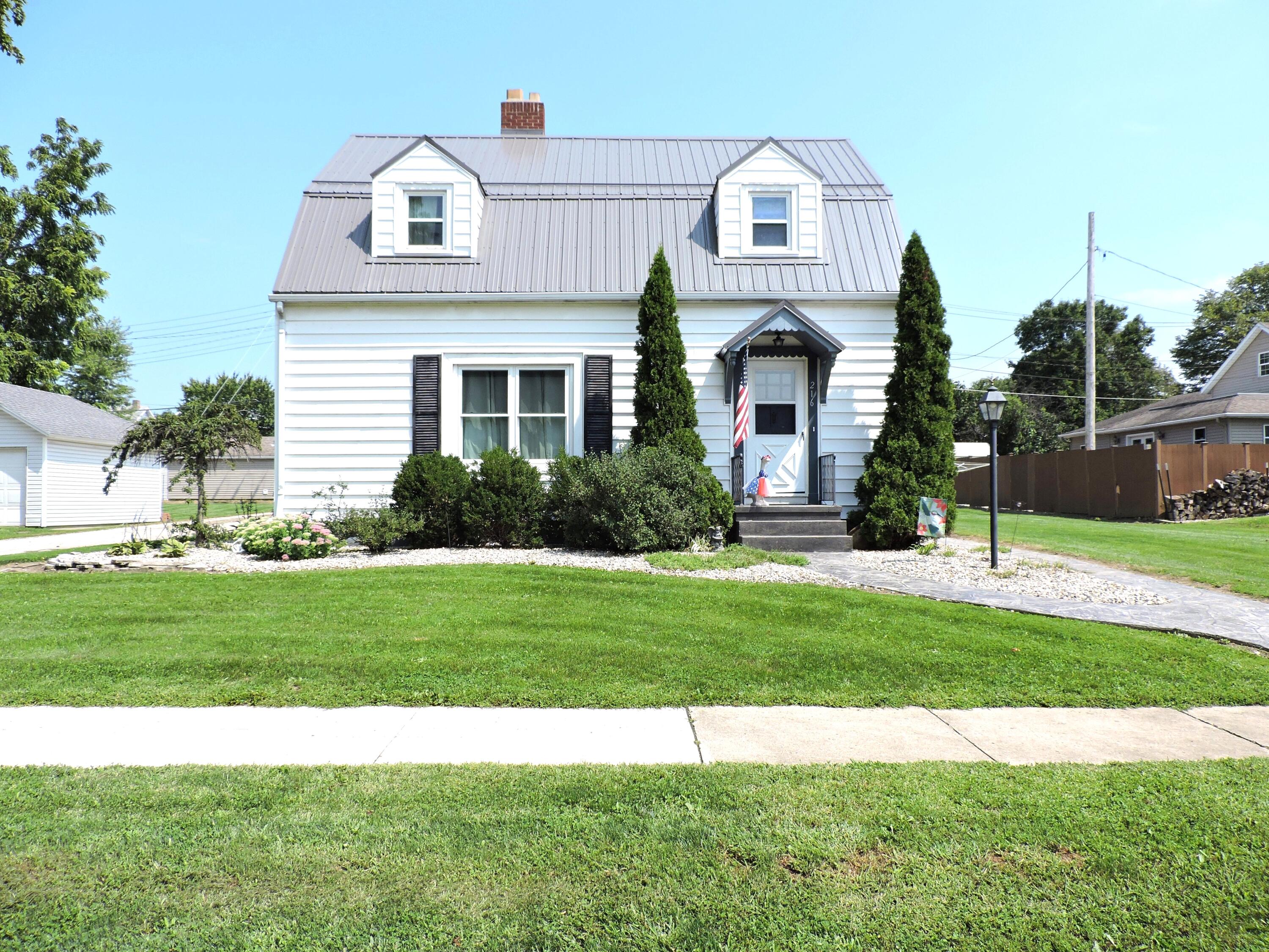 216 N West Street — photo
