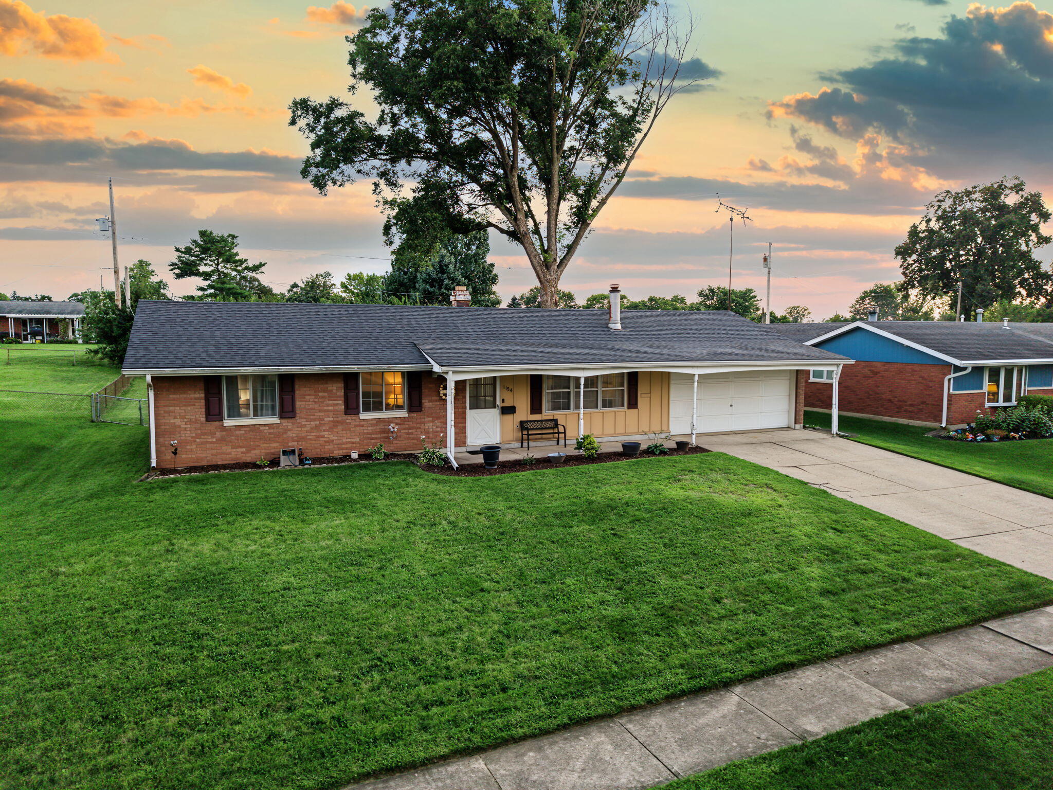 1154 Rona Parkway Drive — photo