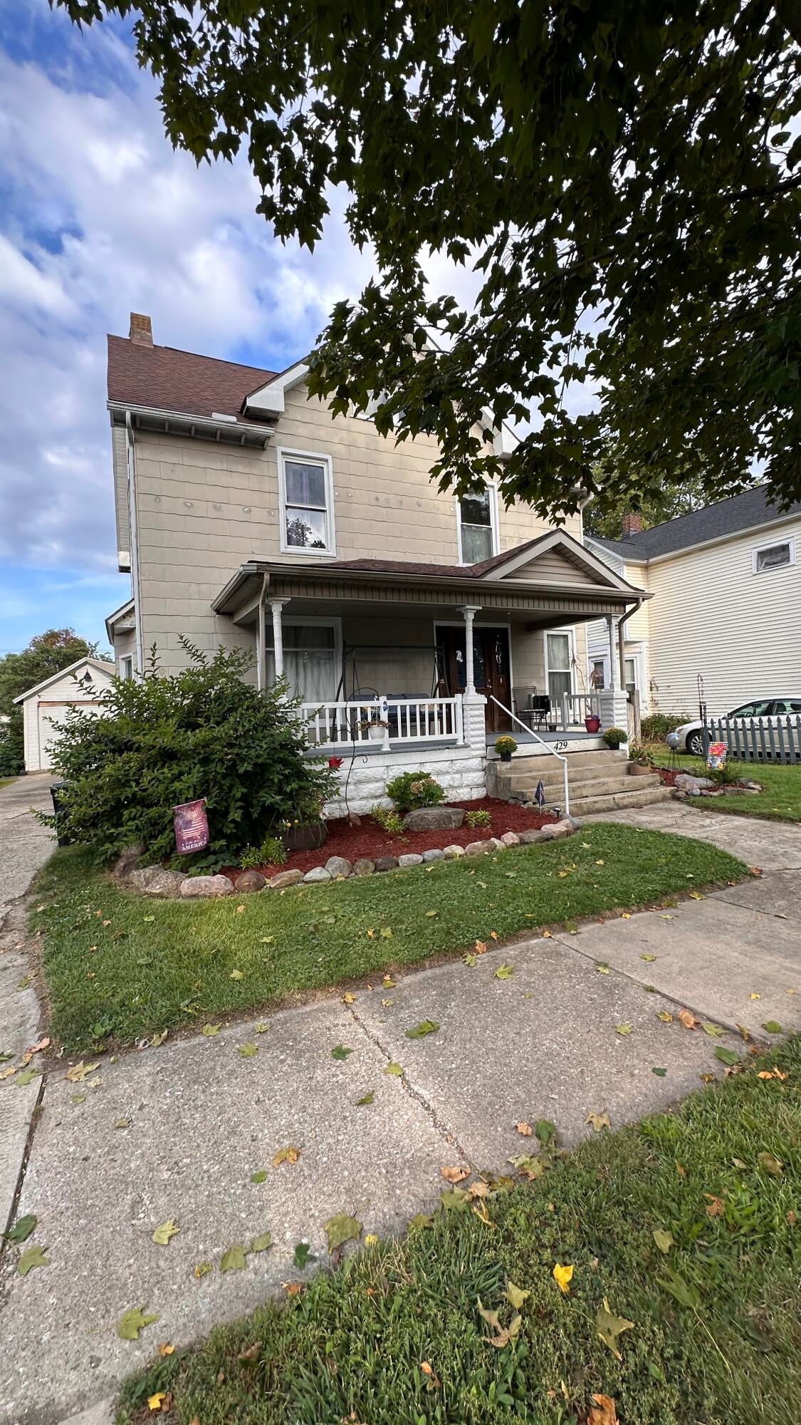 429 N Madriver Street — photo
